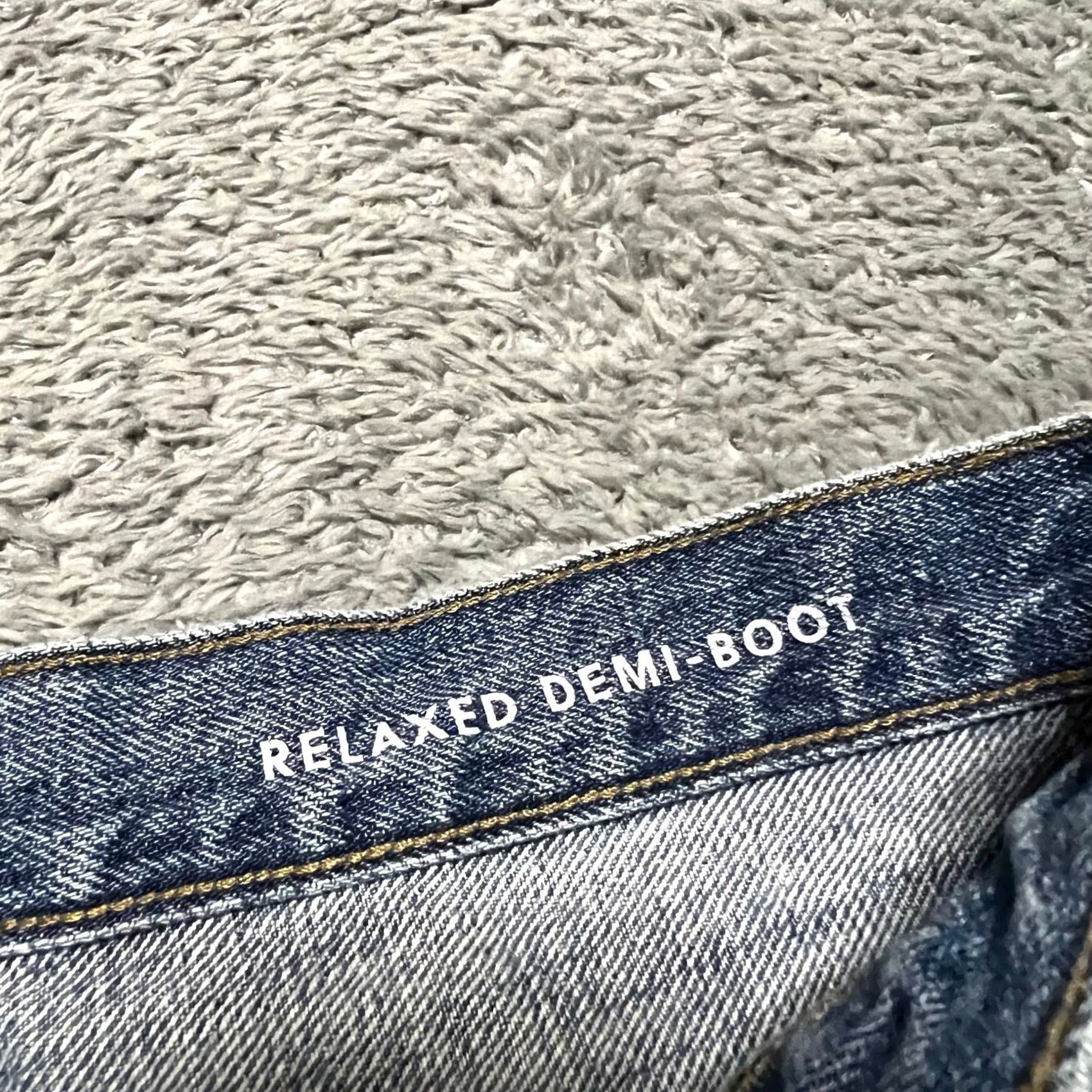 J.Crew J.Crew Jeans Womens 28 High Rise Relaxed Demi Bootcut Flayed Hem 2024 Blue Size 28 Regular Womens Boys Girls Mens Womens Mode Size 28" / US 6 / IT 42 - 6 Thumbnail