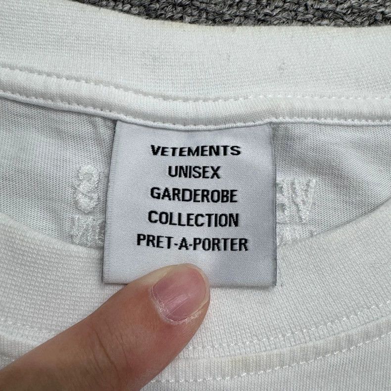 Vetements Vetements Fake Two-Piece Long Sleeve Shirt with Pink Pig Size US L / EU 52-54 / 3 - 2 Thumbnail