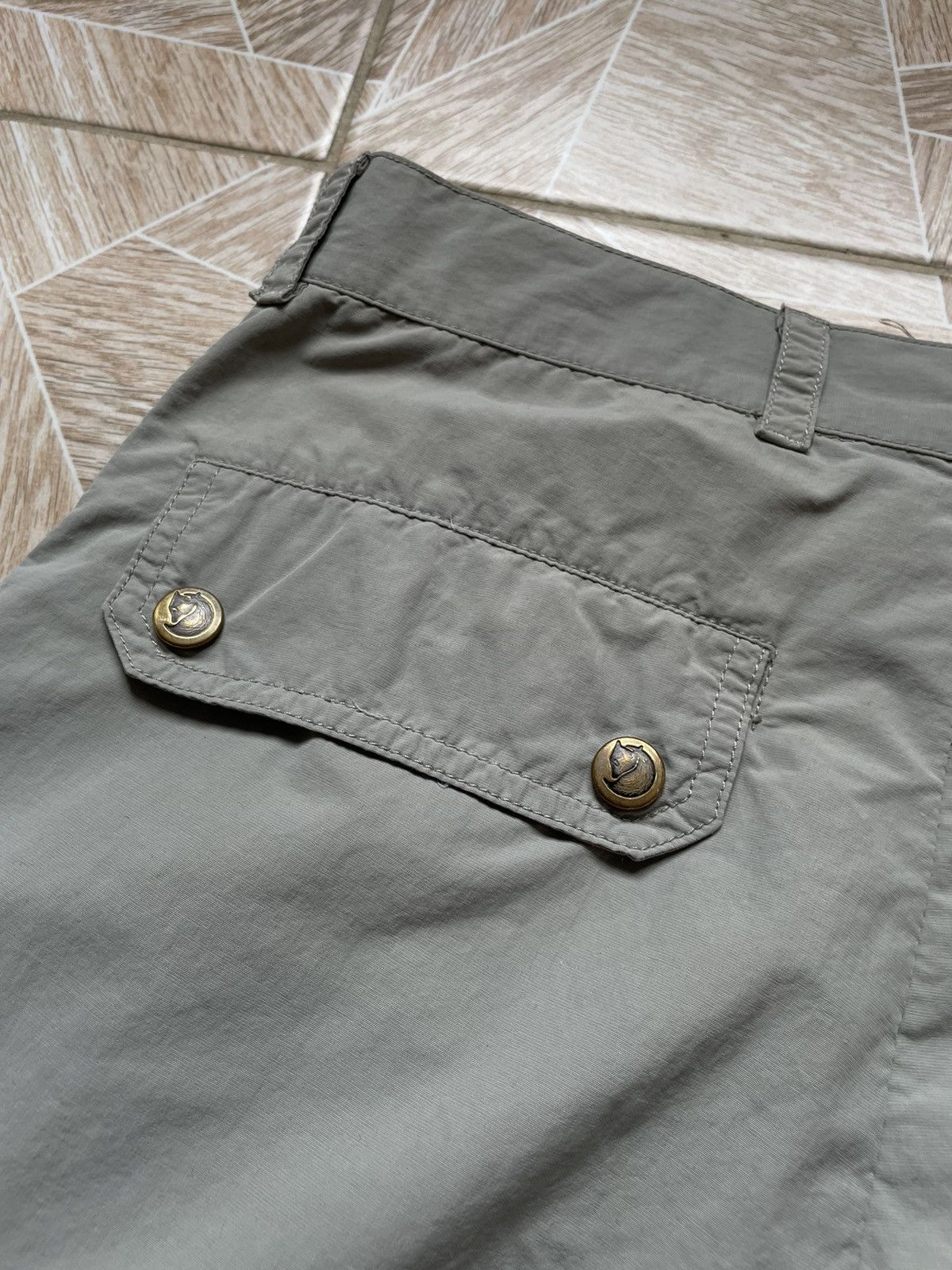 Fjallraven × Vintage Rare Outdoor Fjallraven Multi Pocket Tracking Nylon Shorts Size 27" / US 4 / IT 40 - 14 Thumbnail