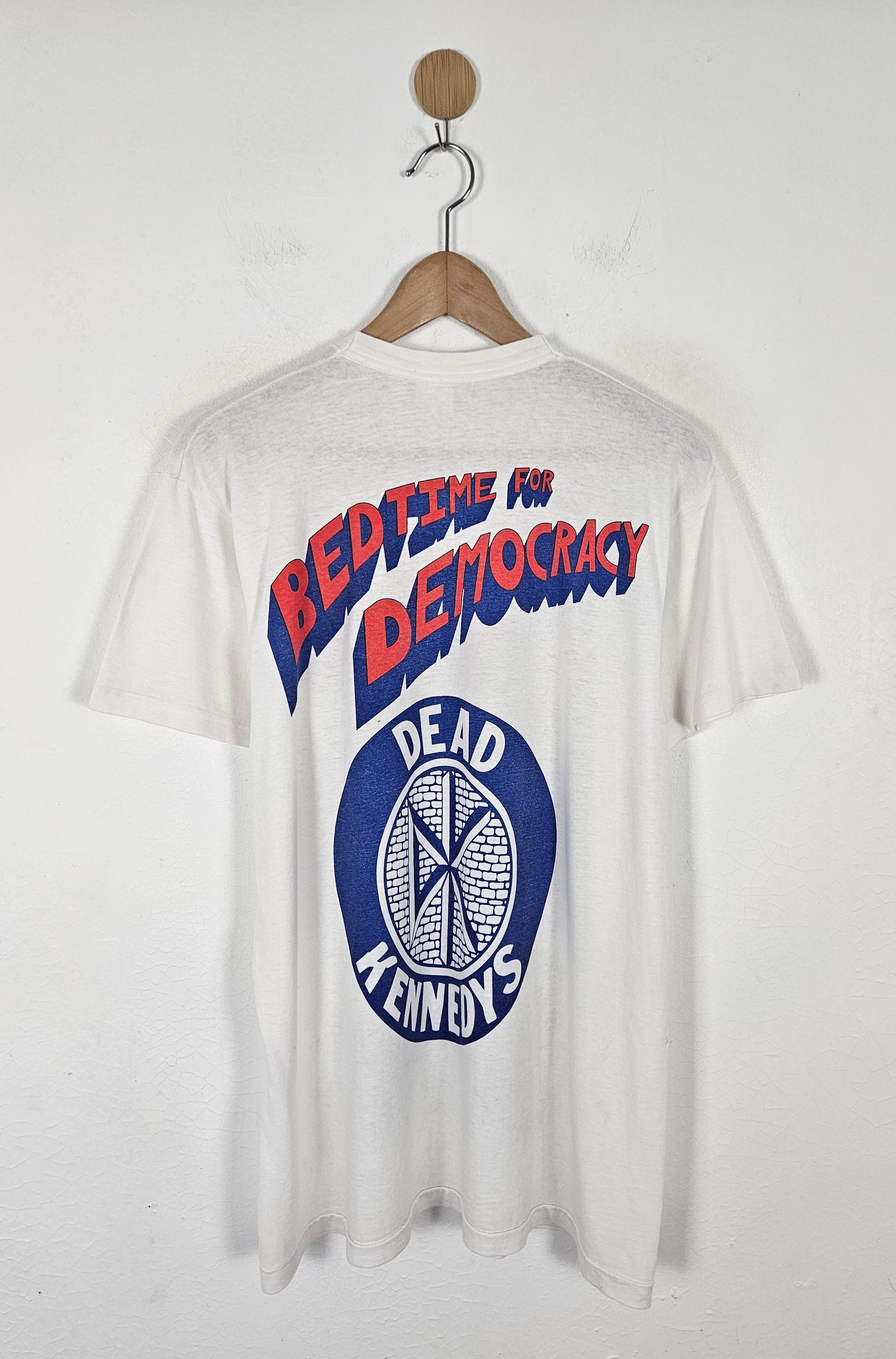 Band Tees Vintage 80s Dead Kennedys Bedtime for Democracy shirt Size US L / EU 52-54 / 3 - 2 Thumbnail