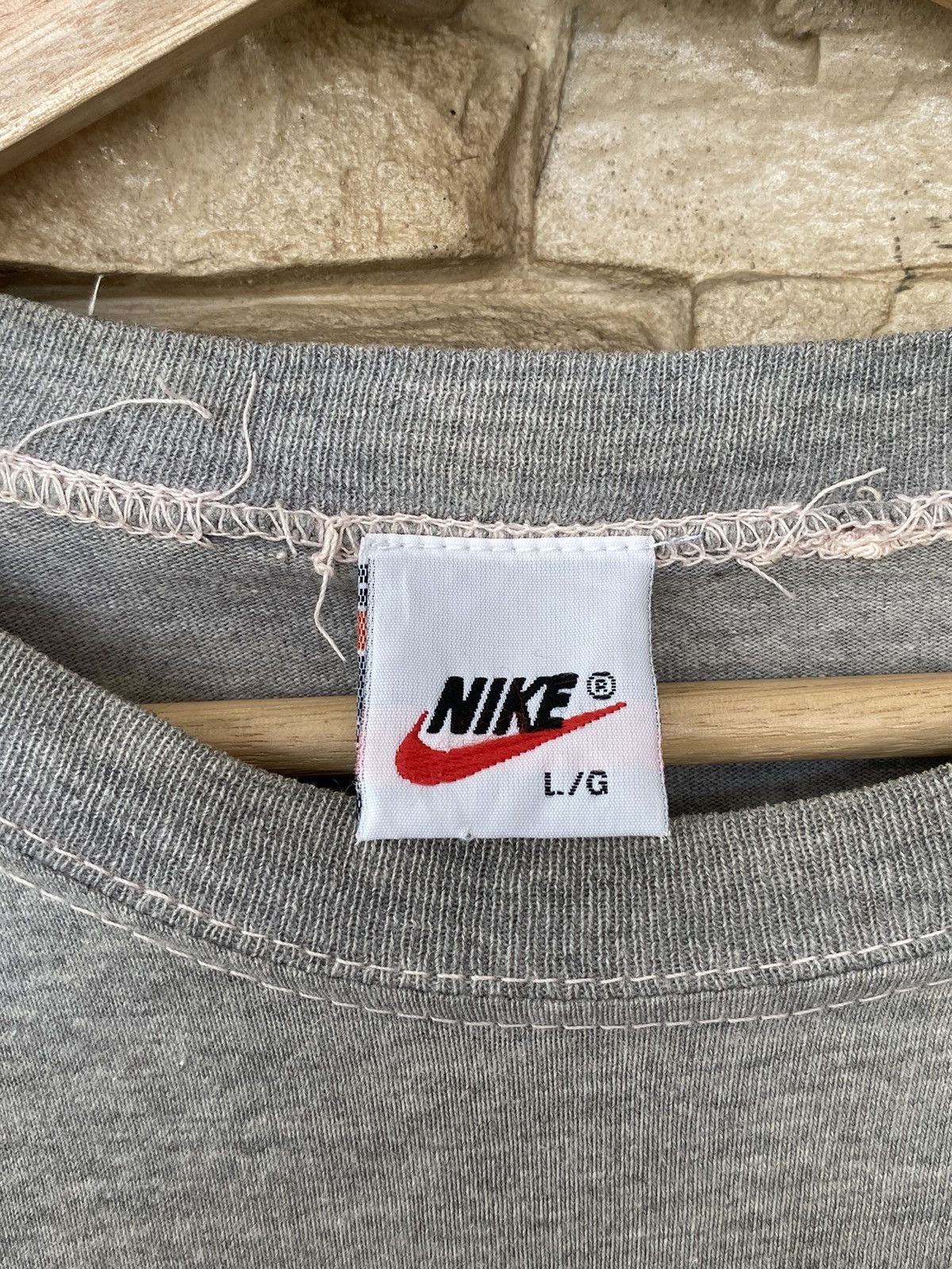 Nike × Vintage Vintage 90s Nike Athletics Tees Size US L / EU 52-54 / 3 - 9 Thumbnail