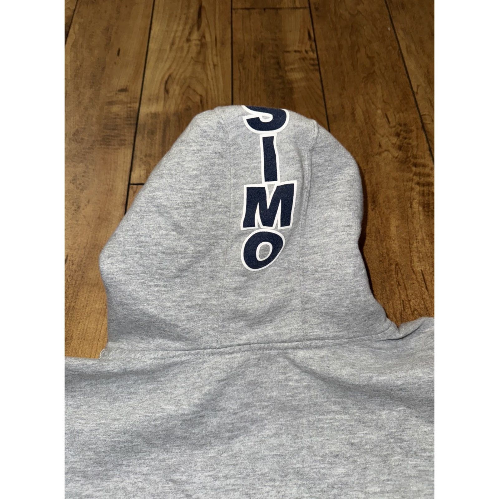 Mossimo VINTAGE Mossimo Hoodie Pullover Gray L Mens 90s Streetwear Graffiti Graphic Print Hooded Heavyweight Skater BMX Size US L / EU 52-54 / 3 - 4 Thumbnail