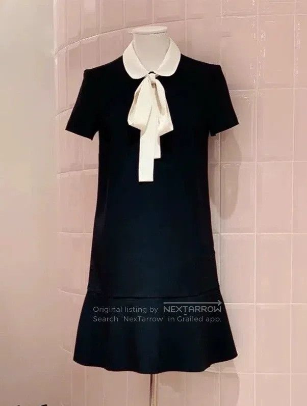 Valentino Valentino Short-sleeved dress with bow ruffles Size M / US 6-8 / IT 42-44 - 1 Thumbnail