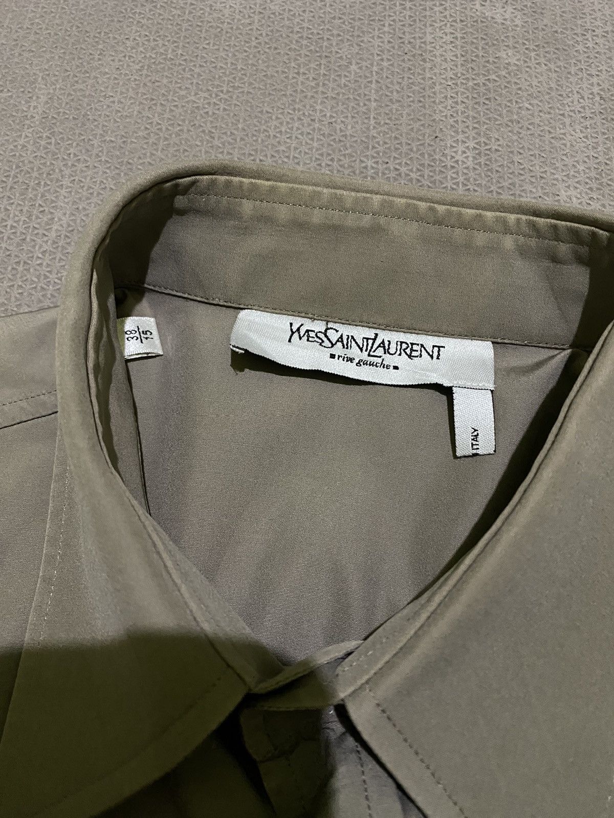 Designer × Yves Saint Laurent Yves saint laurent basic button shirt Size US M / EU 48-50 / 2 - 2 Thumbnail