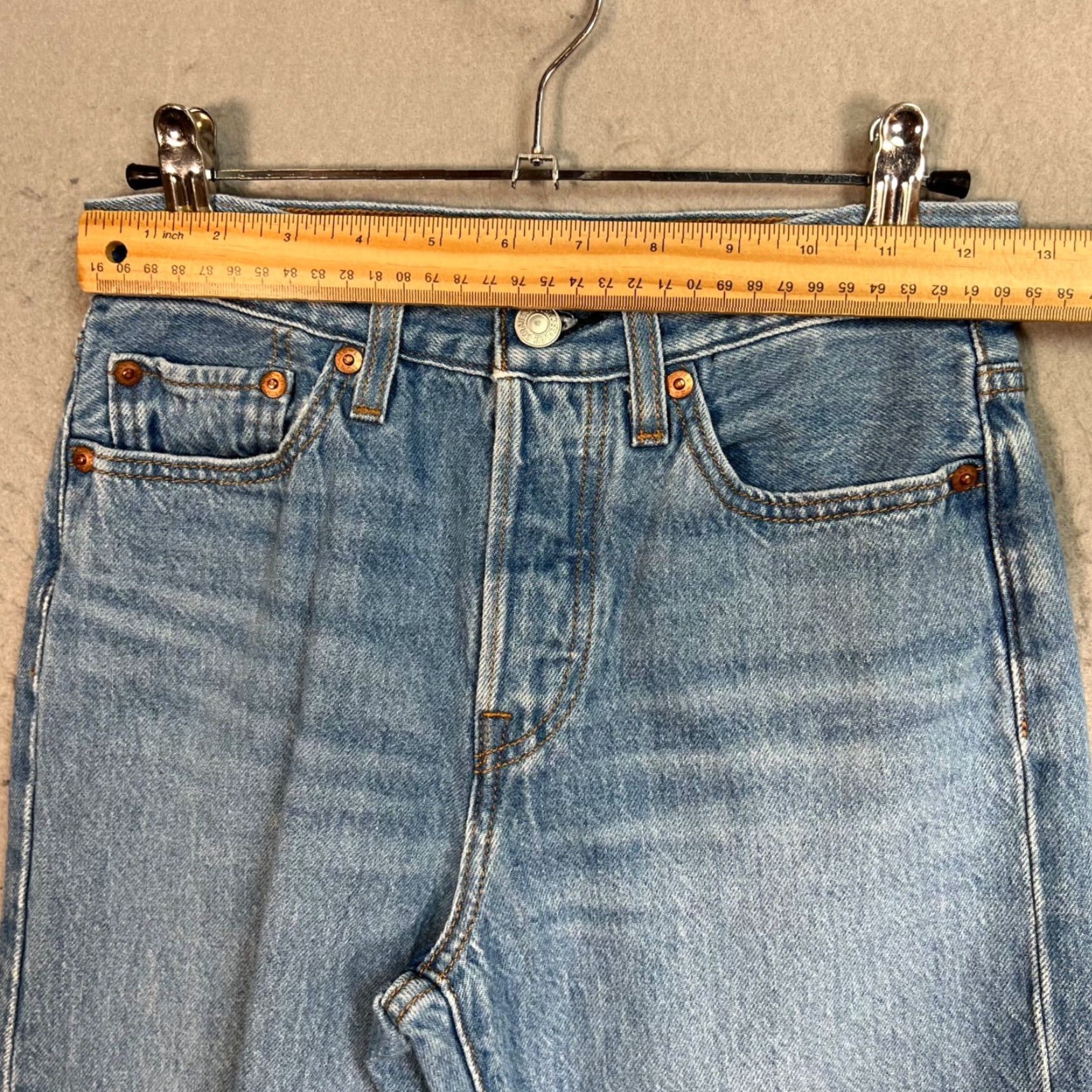 Levi's VINTAGE Levi's Jeans Adult Womens 25 Blue Distressed High-Rise Wedgie Straight Womens Size 42" / US 20 - 6 Thumbnail