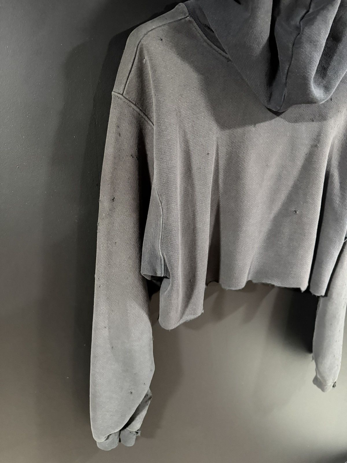Vintage 2010s Vintage FR Sun Faded Thrashed Cropped Grunge Hoodie XL Size US XL / EU 56 / 4 - 9 Thumbnail