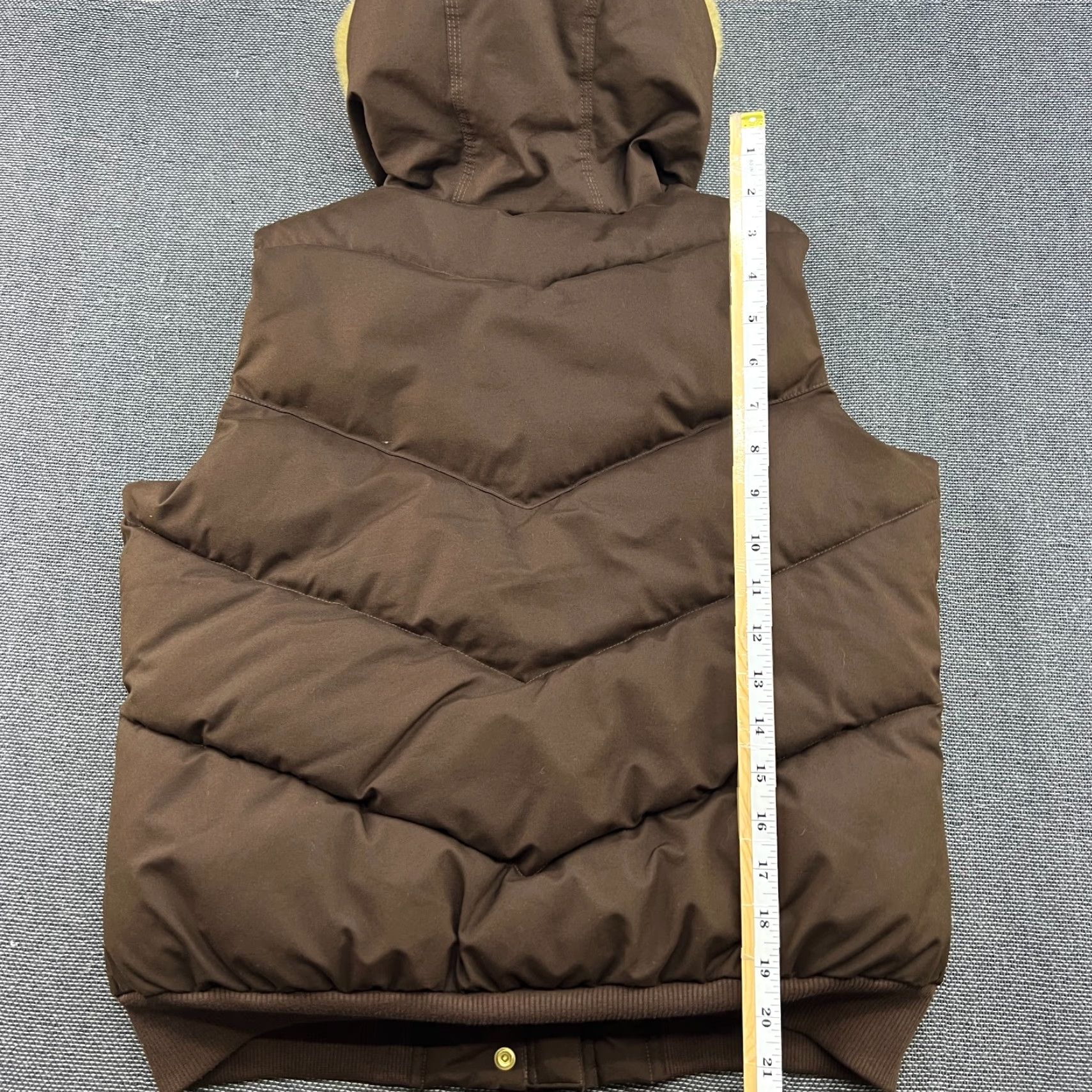 Adidas VINTAGE Adidas Missy Elliott Respect Me 2005 Vest Jacket Womens Size 38 Puffer Brown Size M / US 6-8 / IT 42-44 - 3 Thumbnail