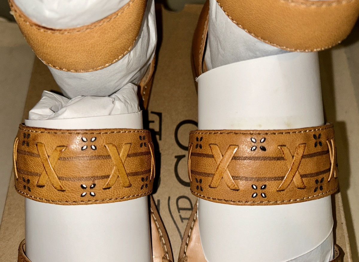 Frye Frye & Co “Evie” Leather Whipstitch Sandal Size 9 Size US 9 / IT 39 - 7 Thumbnail