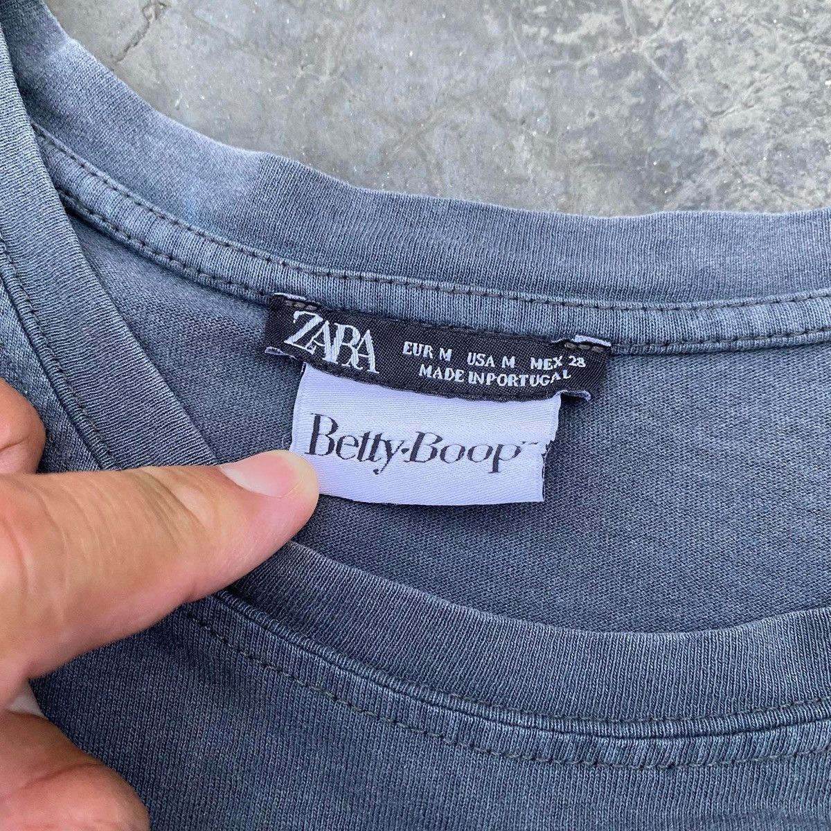 Zara RARE ‼️ Betty Boop Size US M / EU 48-50 / 2 - 4 Thumbnail