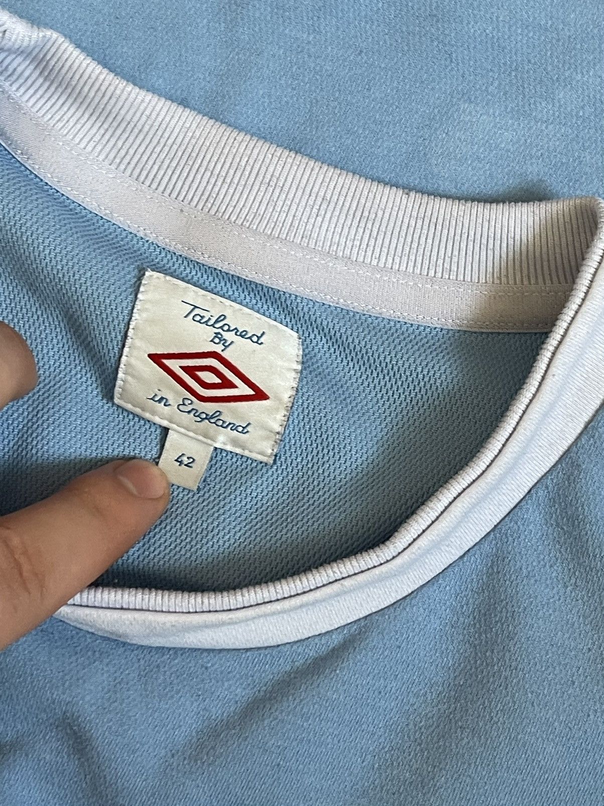 Umbro Umbro Manchester City vintage soccer jersey Size US M / EU 48-50 / 2 - 6 Thumbnail