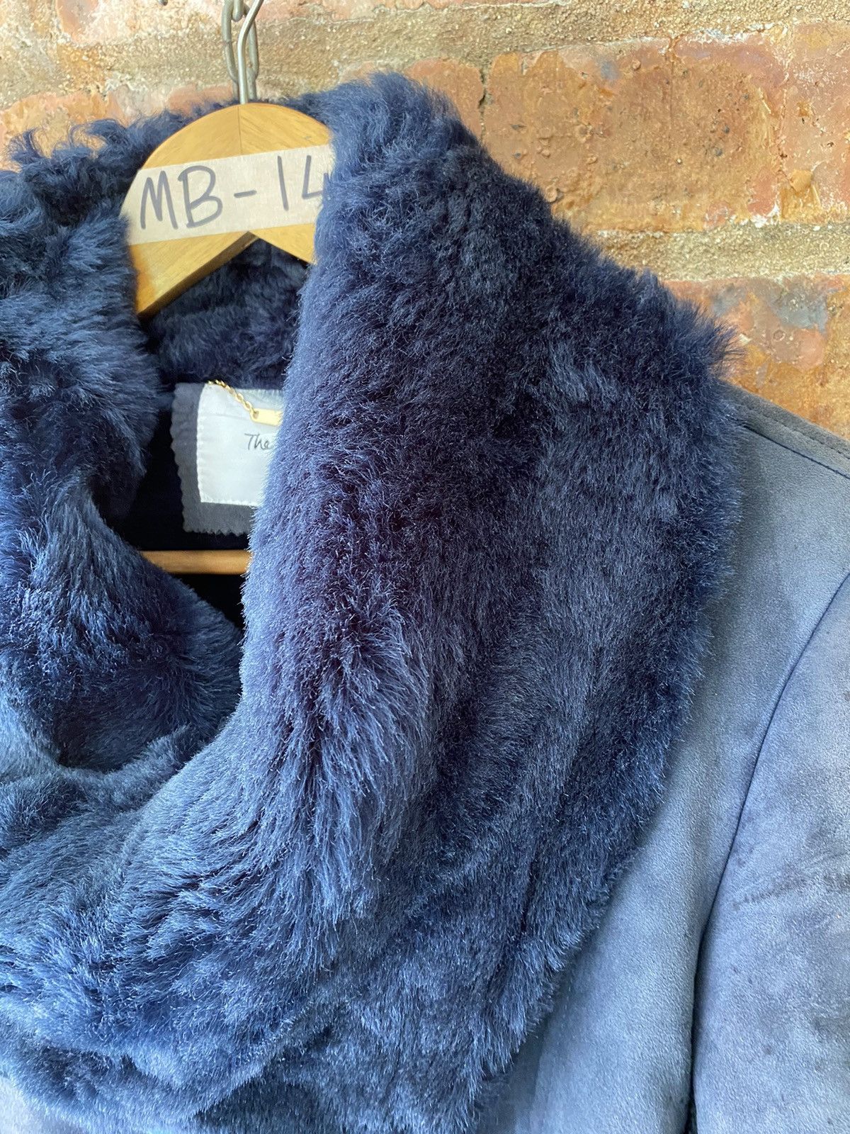 KMRii 2000s Virgina Japan Luxury Sheepskin Fur Vkei Jablet Size M / US 6-8 / IT 42-44 - 6 Thumbnail