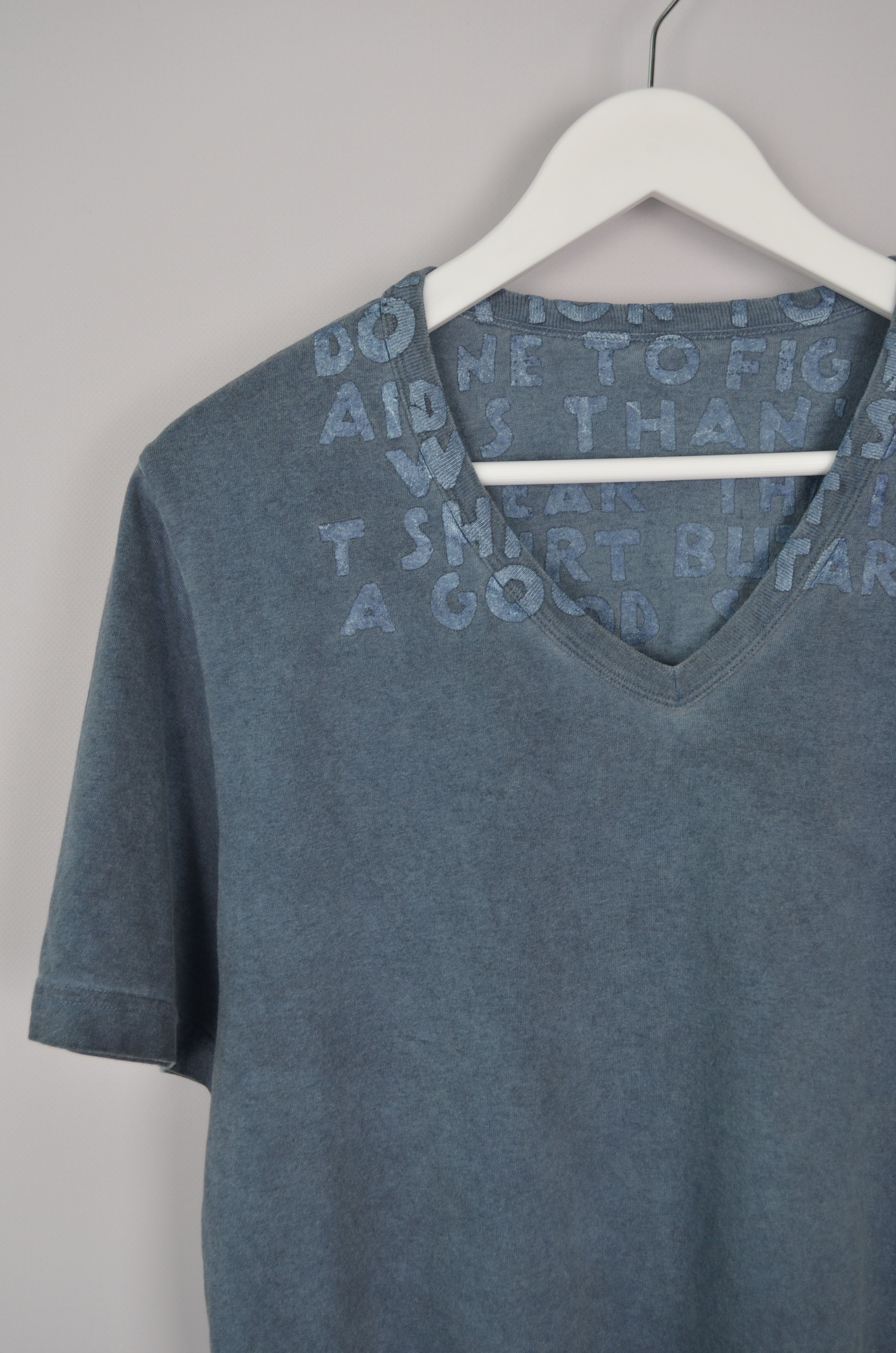 Maison Margiela Maison Martin Margiela AIDS Awareness Garment Dyed T-Shirt Size US M / EU 48-50 / 2 - 3 Thumbnail