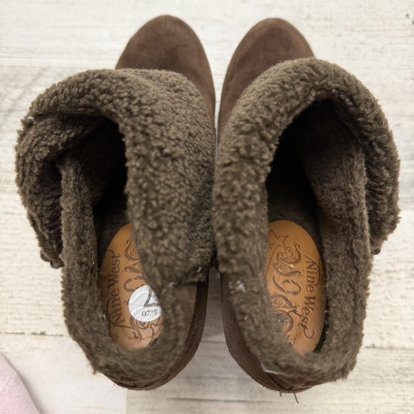 Nine West Y2k Vintage Nine West suede Sherpa Biker Clog Boots sz 6 Size US 6 / IT 36 - 5 Thumbnail