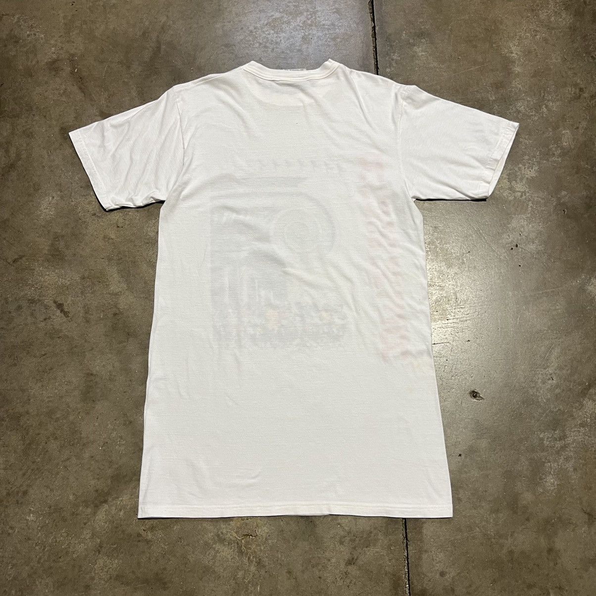 Vintage Vintage Running Graphic Tee Brazil Geometric Marathon 90s Size US M / EU 48-50 / 2 - 6 Thumbnail