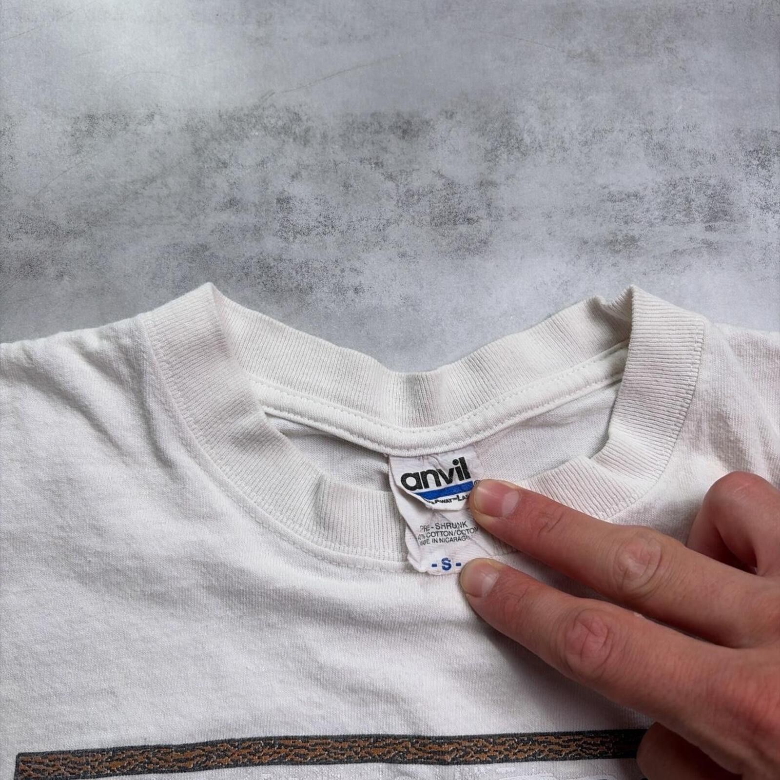 Anvil Vintage 2000 White Alaska Grizzly Bear Nature T-Shirt Size US S / EU 44-46 / 1 - 6 Thumbnail