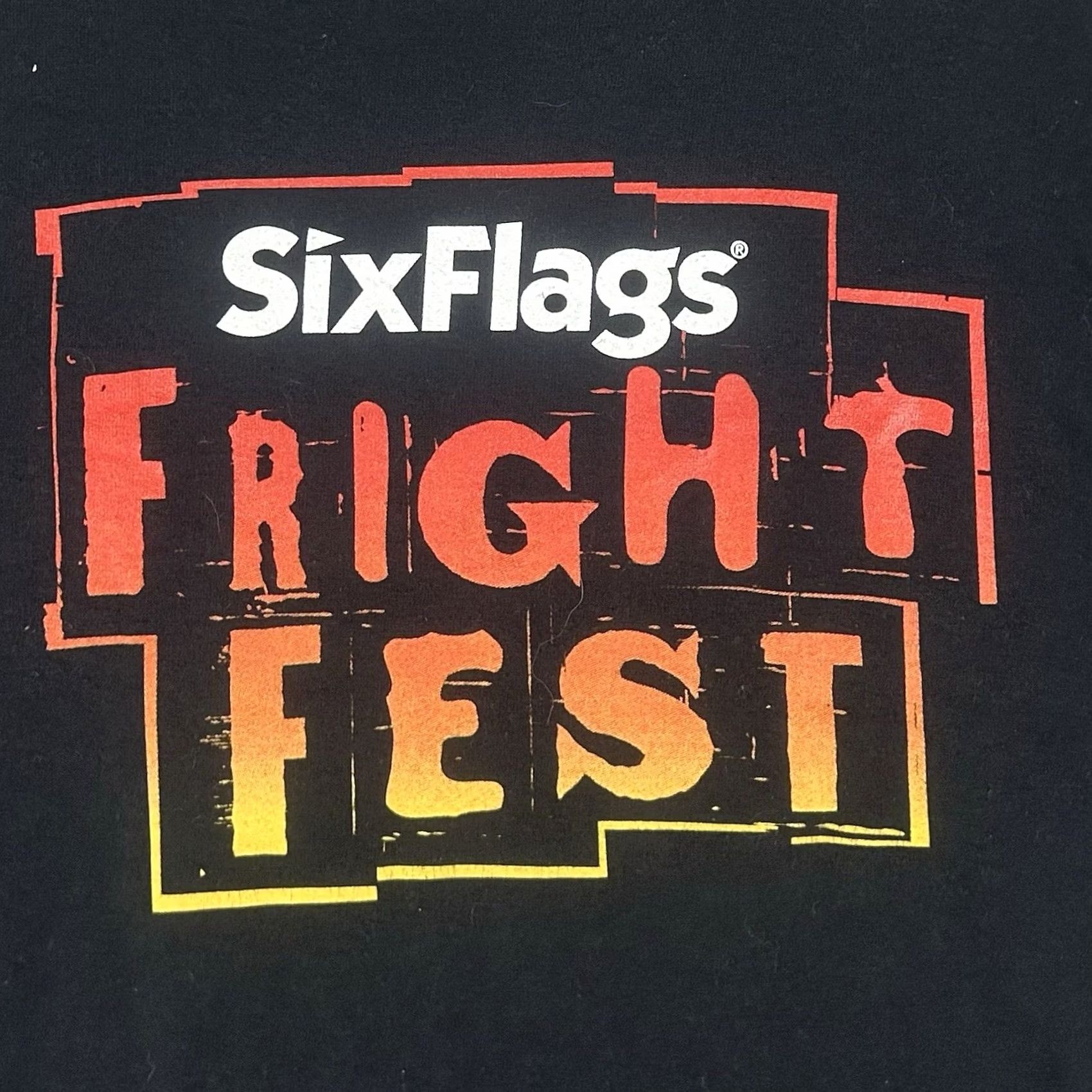 Gildan Six Flags Fright Fest Crew T-Shirt Men's L Black Gildan Heavy Cotton Shirt Knit Short Sleeve Crew Neck Graphic Print Size US L / EU 52-54 / 3 - 2 Thumbnail