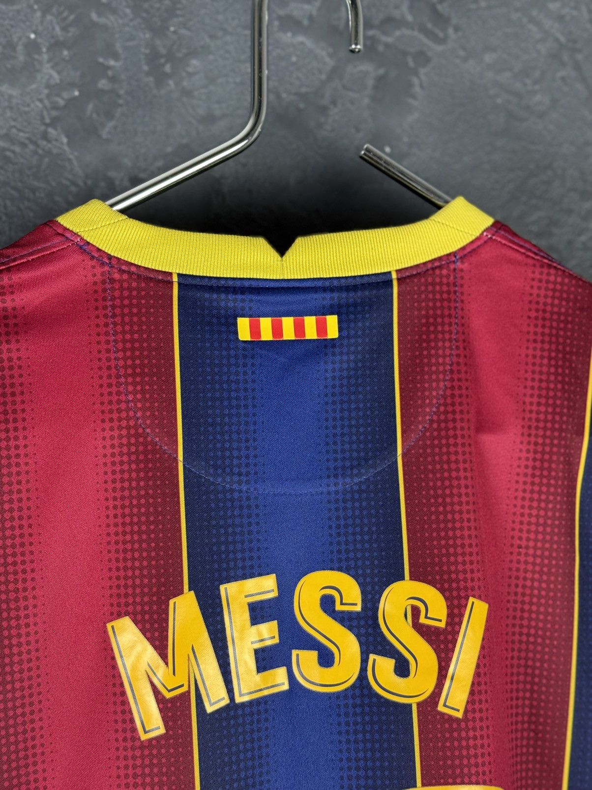 Nike Barcelona #10 MESSI Nike Football Home Jersey 2020-21 Size US M / EU 48-50 / 2 - 6 Thumbnail