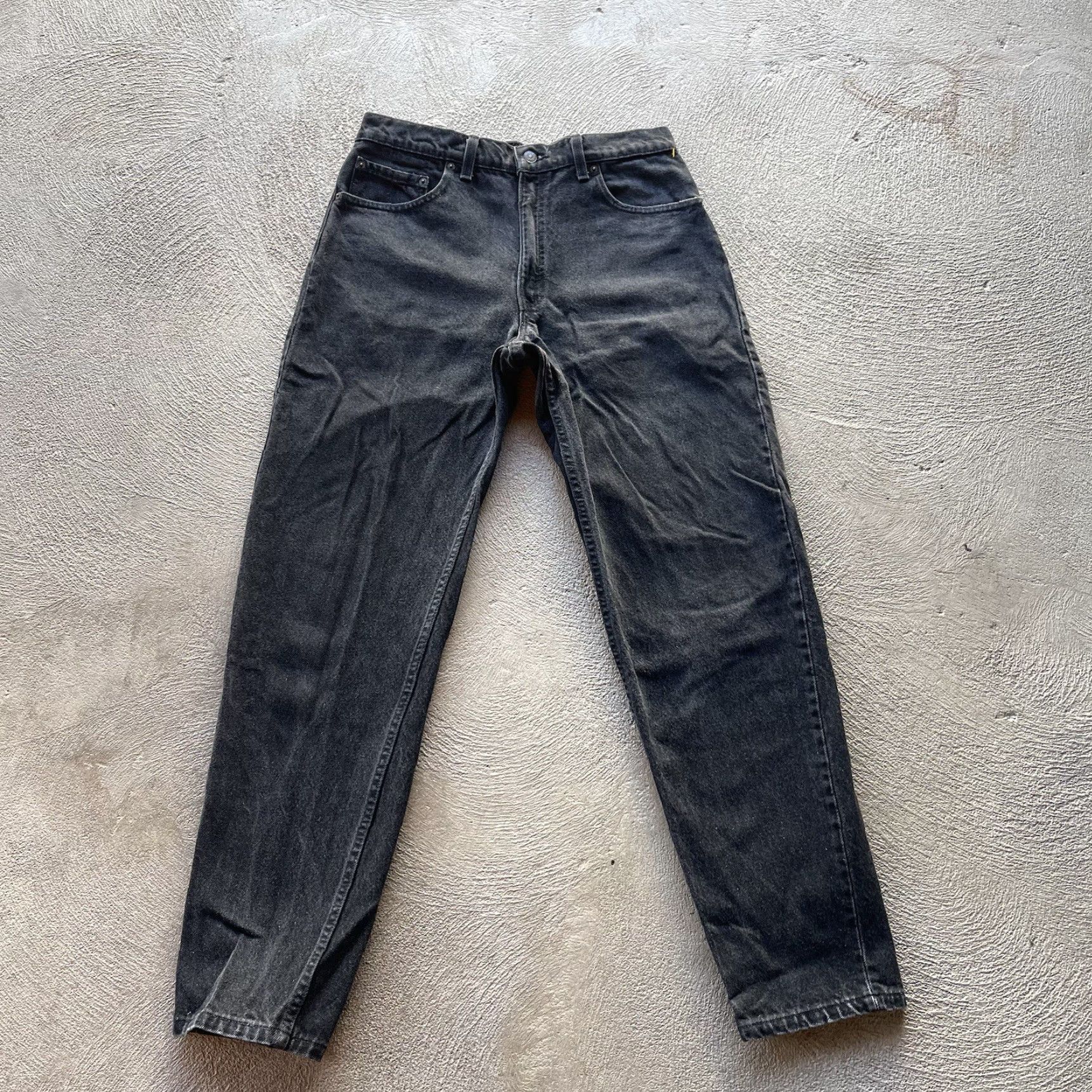 Levi's VINTAGE Levi's Jeans Mens 32x32 550 Relaxed Straight Denim Black 90s Logo Embroidered Mens American Western 32 Regular Men Size US 32 / EU 48 - 3 Thumbnail
