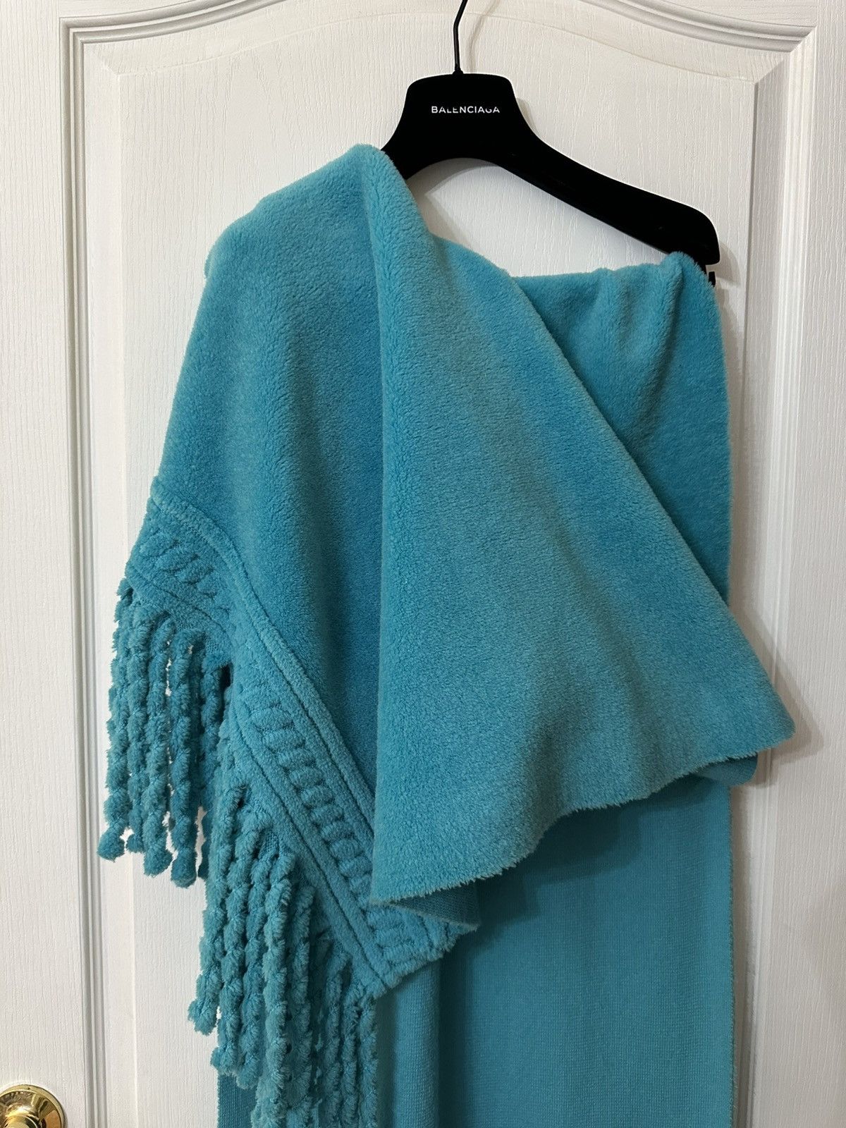 Balmain BALMAIN FW2001 Oversized Fringe Turquoise Scarf decarnin pin Size ONE SIZE - 9 Thumbnail