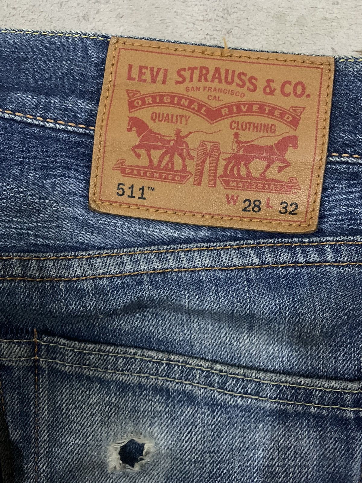 Levi's Vintage Clothing Vintage Y2K Levis 511 Japan Slim Straight Ripped Grunge Jean Size US 29 - 13 Thumbnail