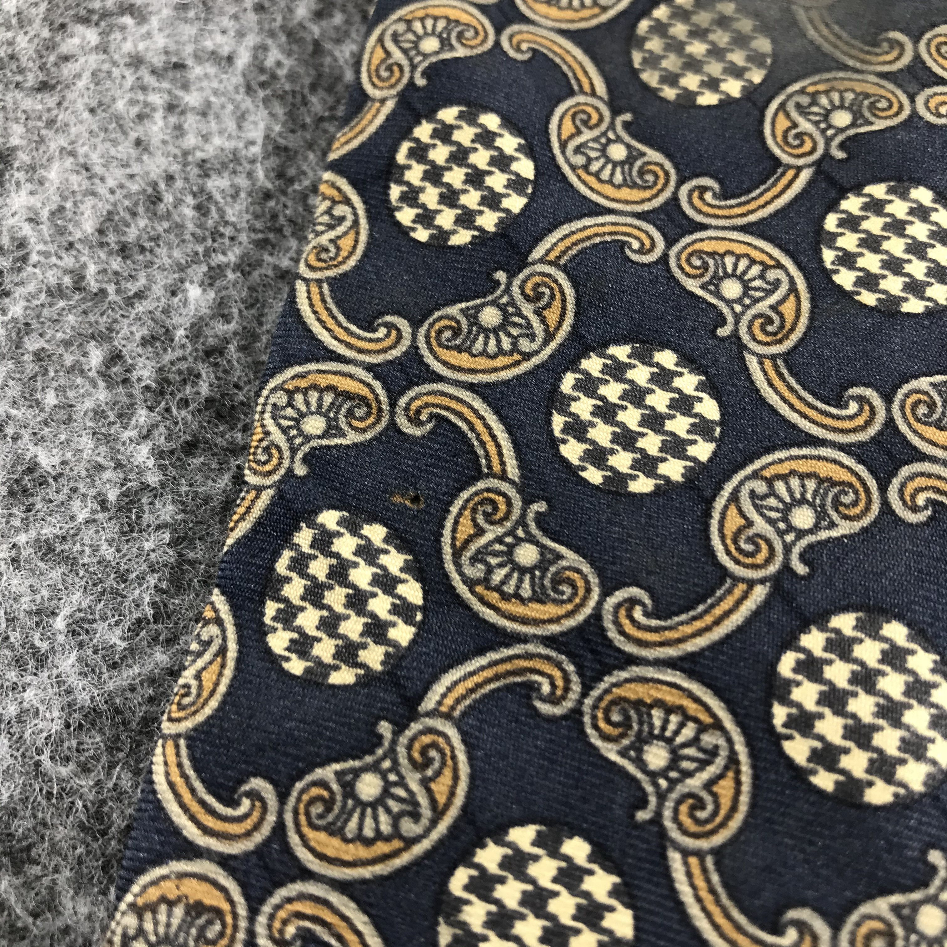 Vintage Vintage ChrIStian diOR Monsieur Silk Neck Ties T18 Size ONE SIZE - 3 Thumbnail