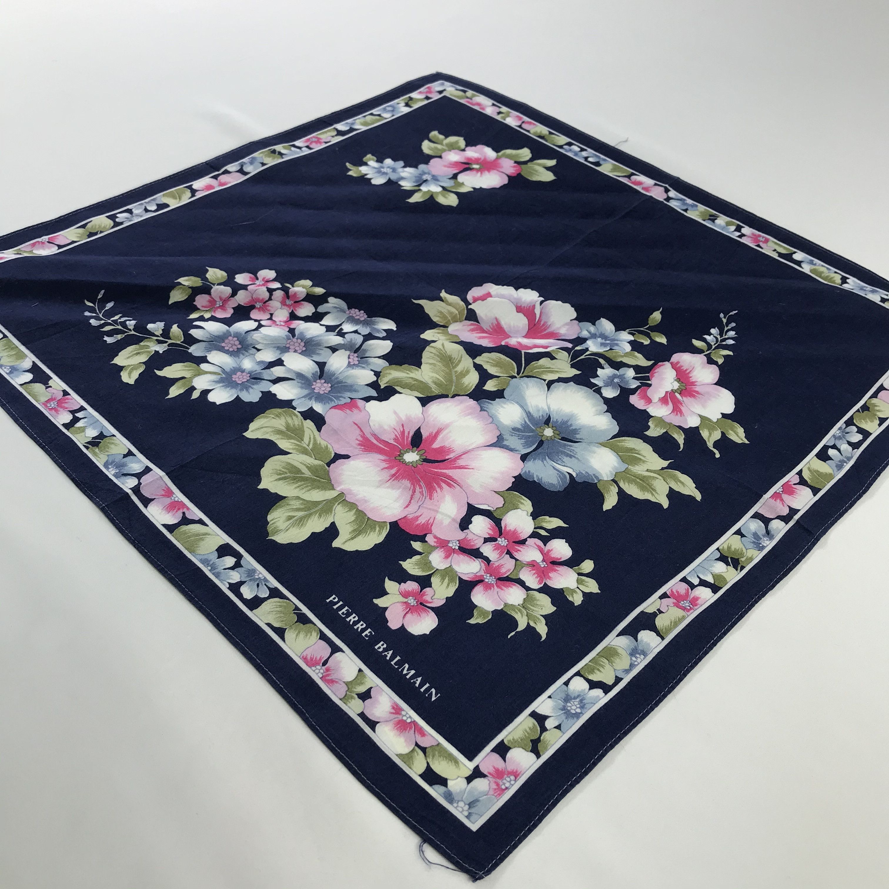 Pierre Balmain × Vintage Pierre Balmain Bandana / Handkerchief / Neckerchief - S669 Size ONE SIZE - 2 Thumbnail
