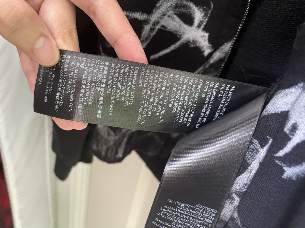 Balenciaga Balenciaga black skater hoodie Size US XS / EU 42 / 0 - 6 Thumbnail