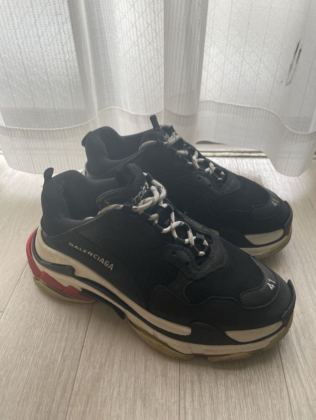 Balenciaga Balenciaga Triple s Bred Size US 8 / EU 41 - 1 Thumbnail