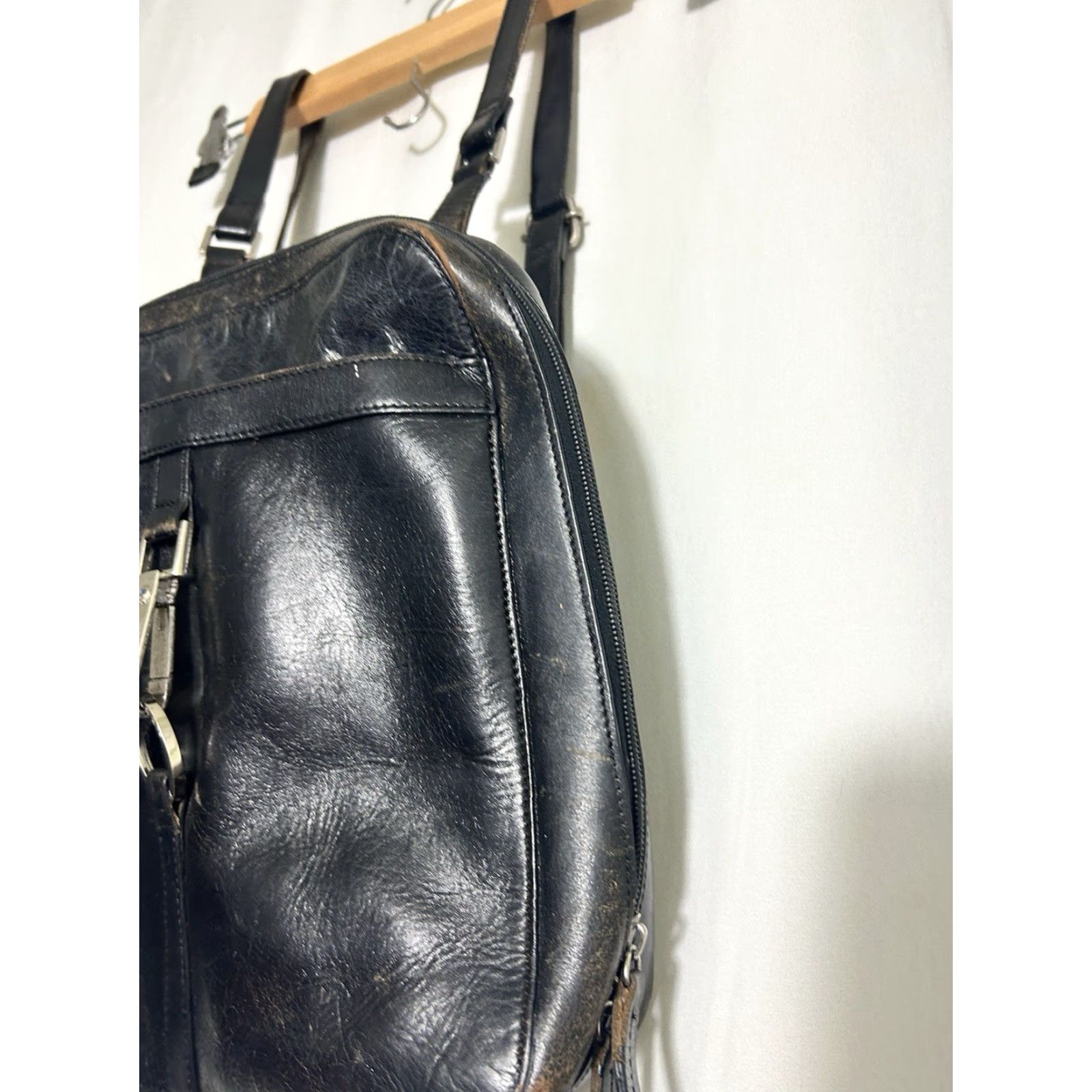 Etienne Aigner VINTAGE Etienne Aigner Black Leather Mini Backpack Purse Distressed 11x9.5x3 Women Mini Backpack Leather Distressed 11x9.5x3 Womens Size ONE SIZE - 7 Thumbnail