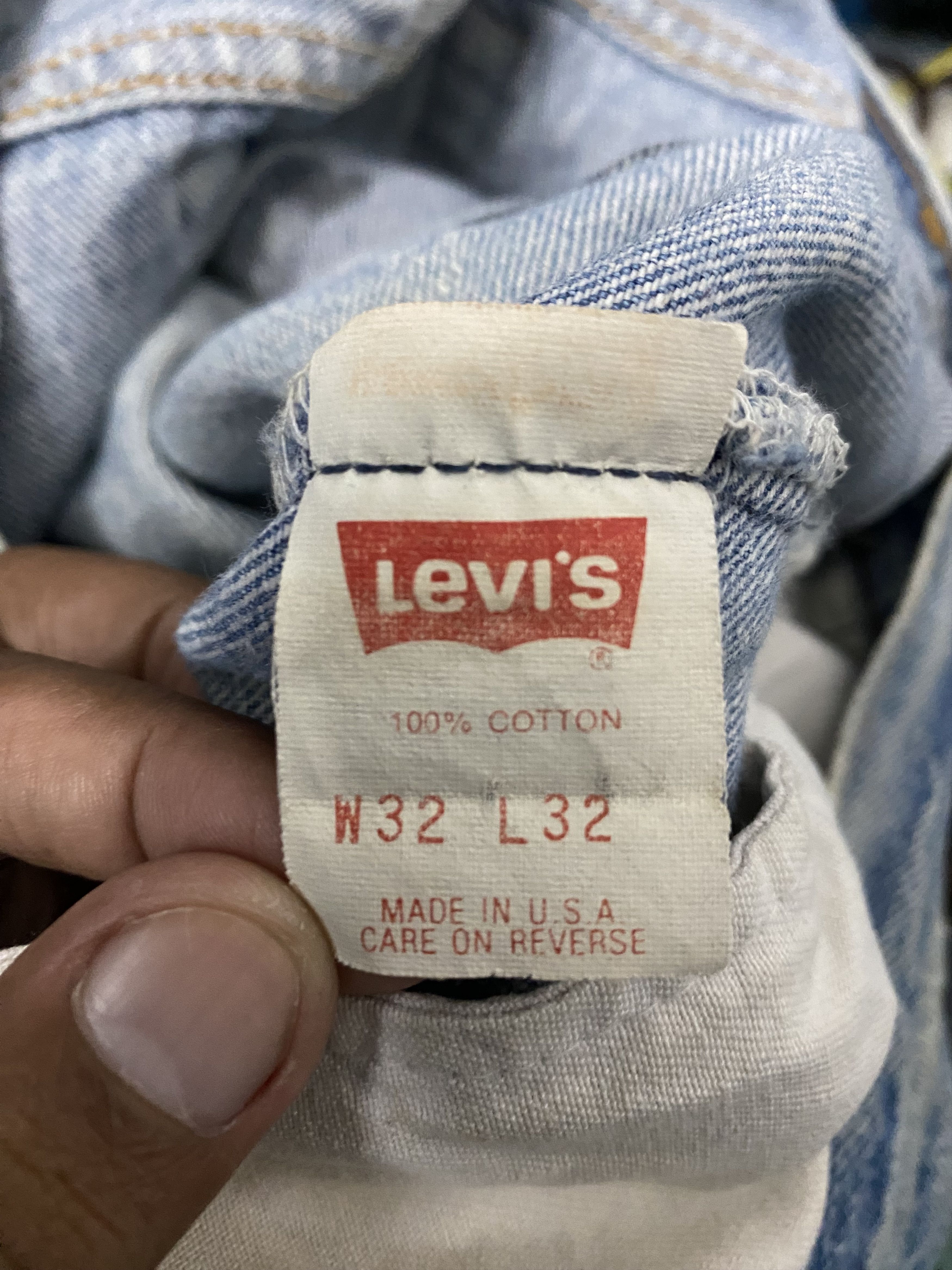 Levi's Vintage Clothing Vintage 90s Levi's 501 Light Wash Jeans Made in USA Size US 32 / EU 48 - 14 Thumbnail