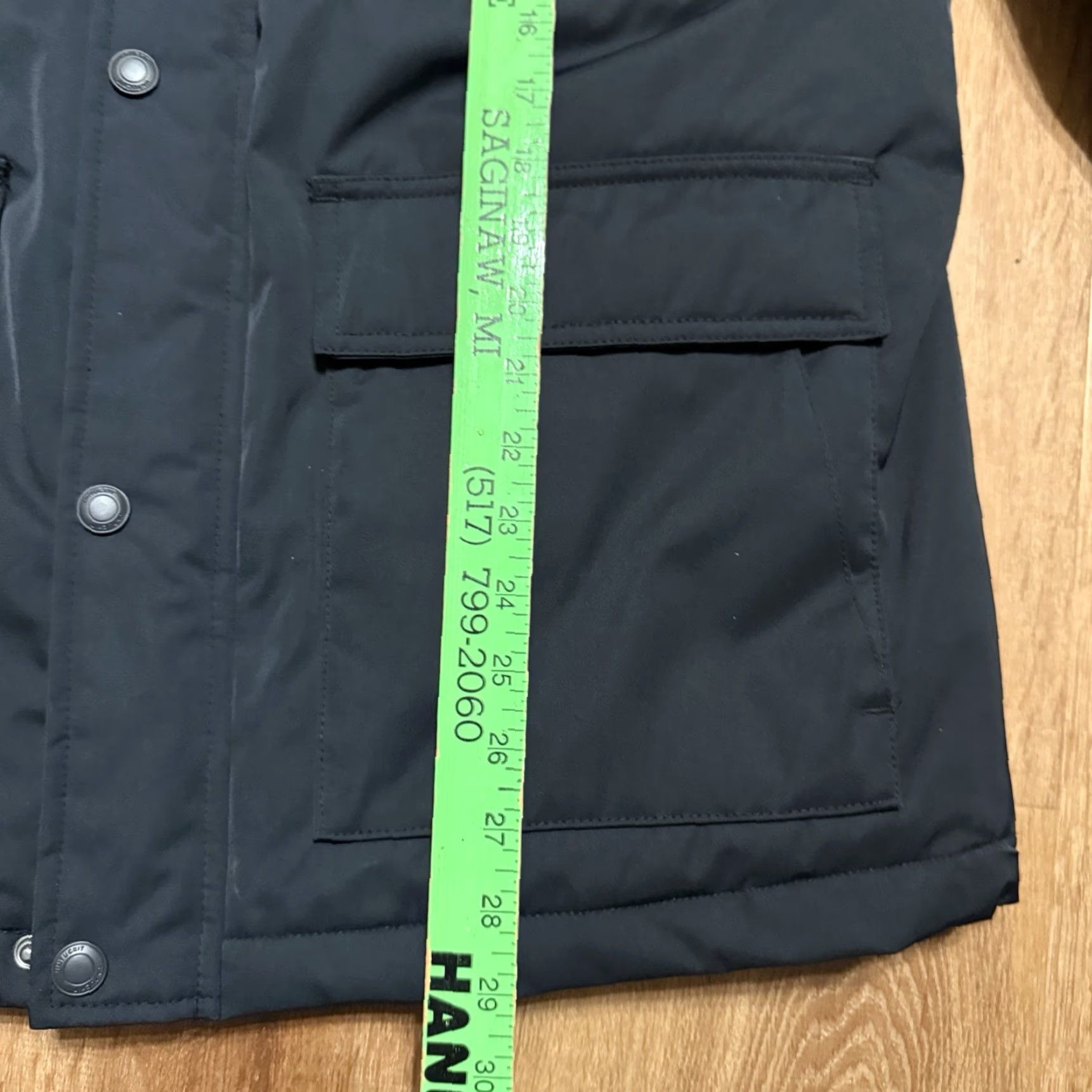 UNTUCKit UNTUCKit Utility Jacket Mens Large Black Full Zip Water Resistant Outdoor Dad Jacket Mens L Black Outdoor All Seasons Size US L / EU 52-54 / 3 - 7 Thumbnail