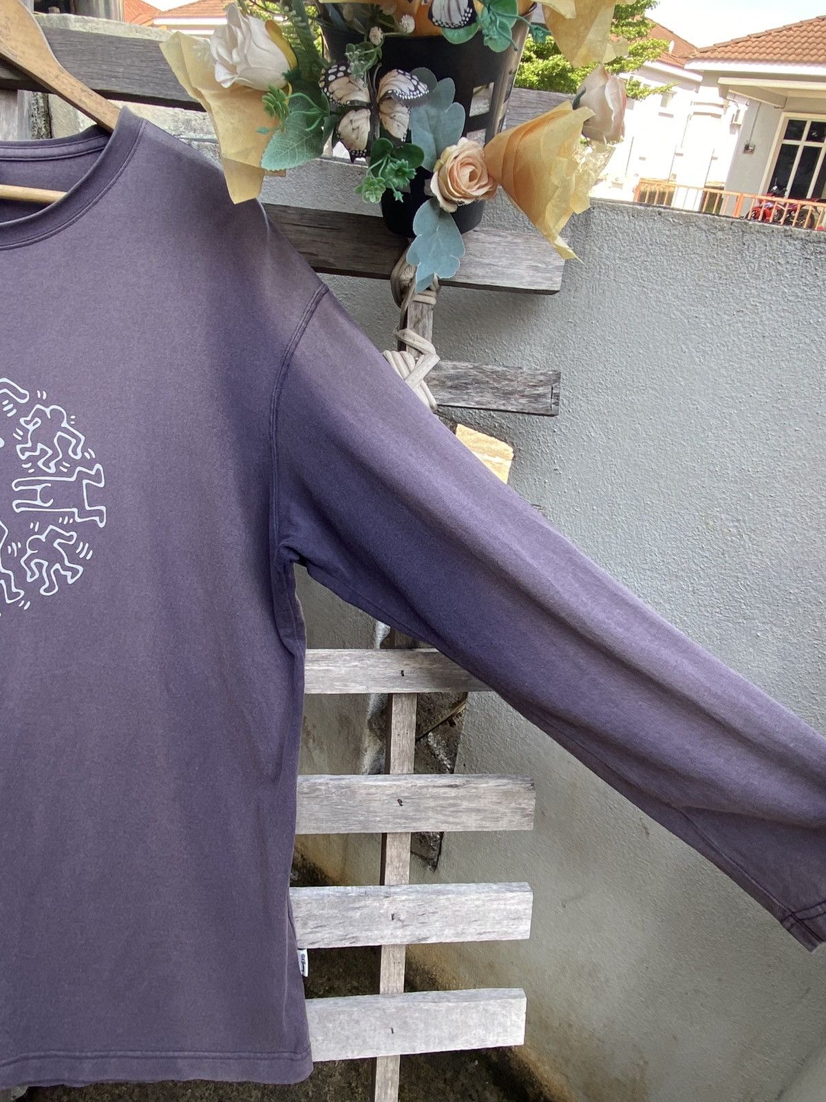 Keith Haring Sunfaded ❗️ Uniqlo x Keith Haring graphic long-sleeve t-shirt Size US XL / EU 56 / 4 - 5 Thumbnail