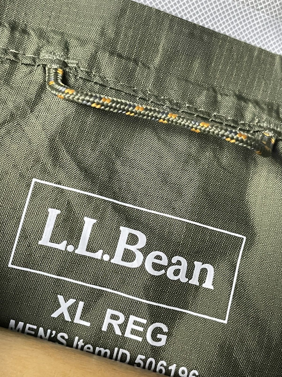 Japanese Brand × L.L. Bean × Vintage Vintage L.L Bean Light Hooded Windbreaker (96) Size US XL / EU 56 / 4 - 11 Thumbnail