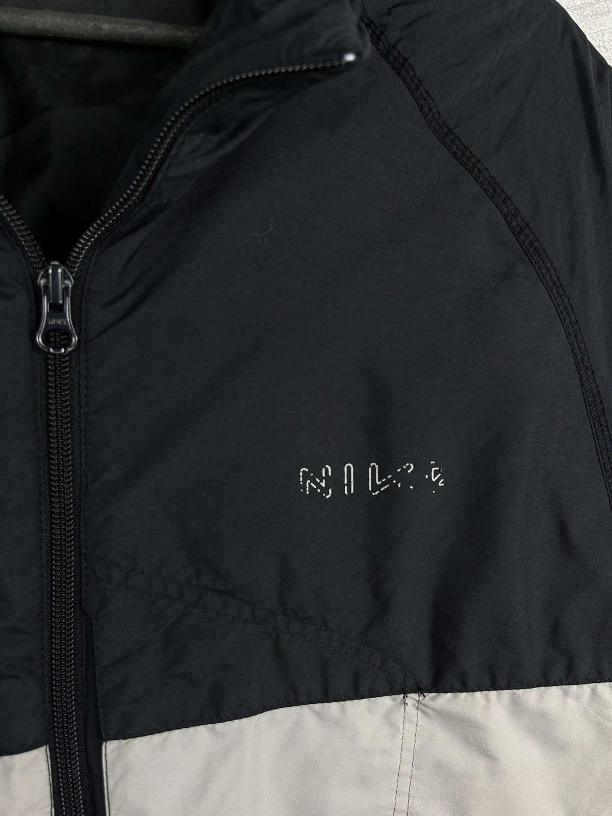 Nike × Vintage Mens Vintage Nike Down Jacket Puffer streetwear y2k rare 90s Size US M / EU 48-50 / 2 - 7 Thumbnail