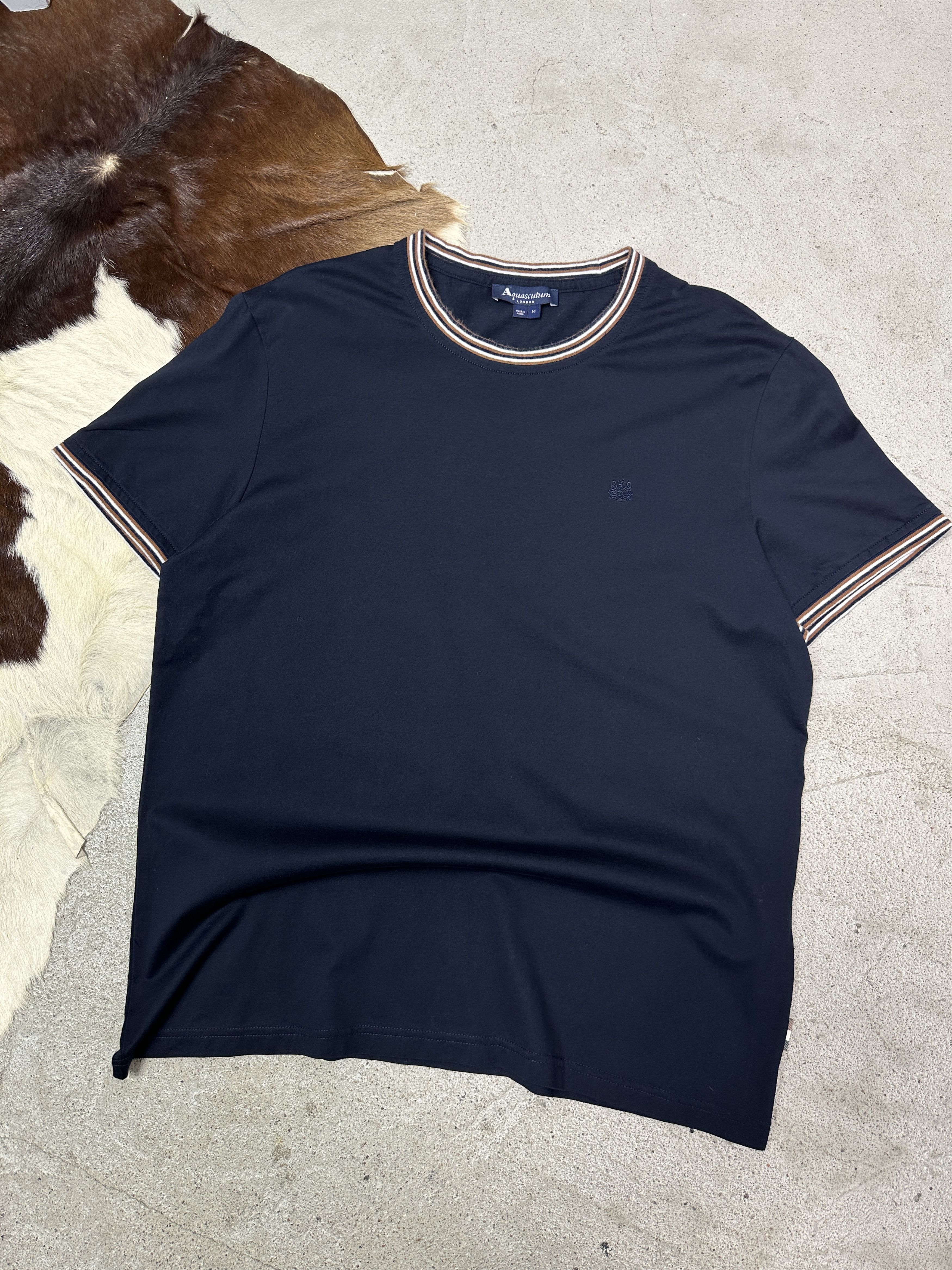 Aquascutum Vintage Casual Streetwear Mercerized Aquascutum T-shirt 00s Size US M / EU 48-50 / 2 - 1 Thumbnail