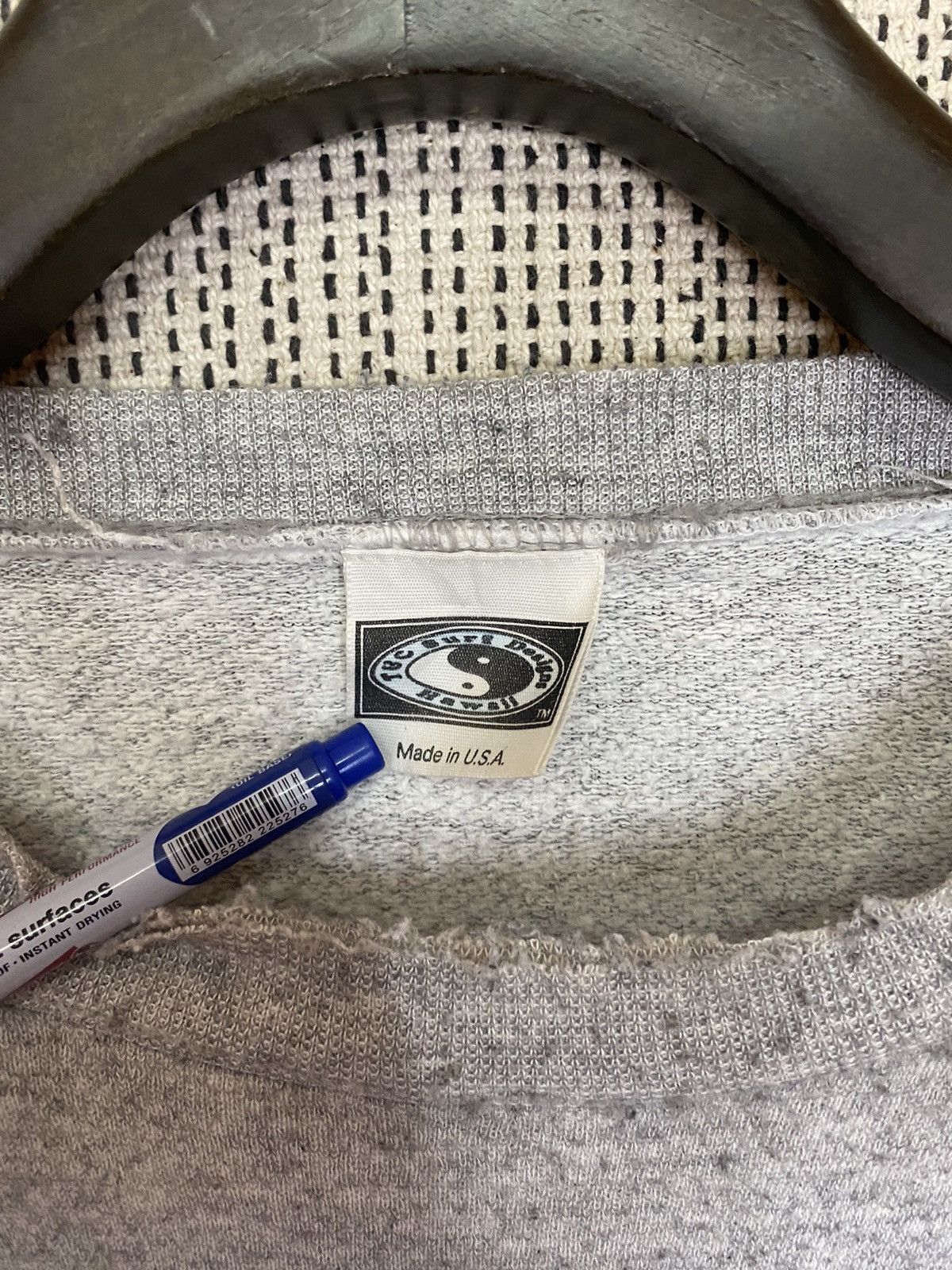 Vintage Vintage 90s t&c surf sweatshirt crewneck distressed Size US L / EU 52-54 / 3 - 3 Thumbnail