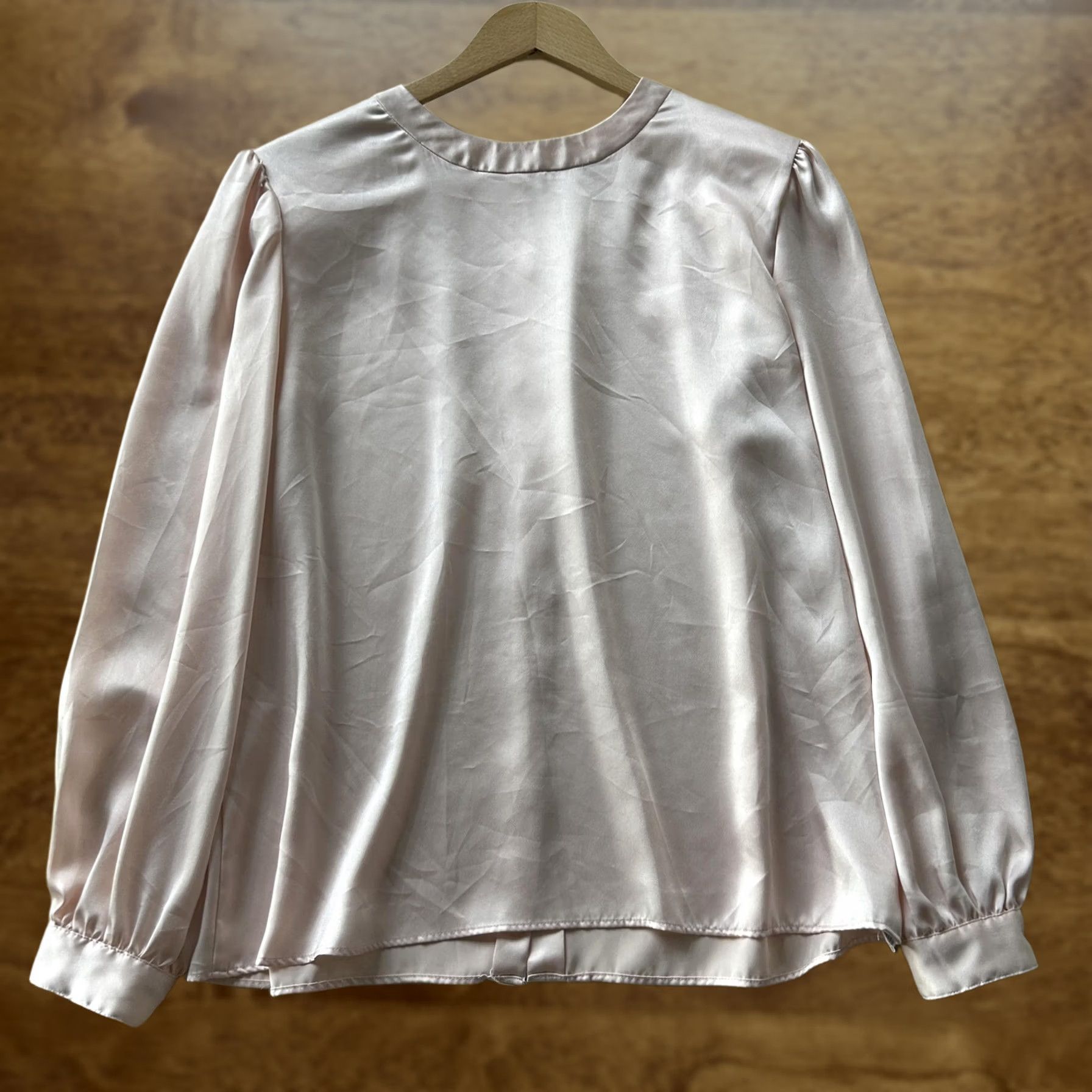 Vintage Vintage Satin Blouse Womens Small Pink Long Sleeve Round Neck Basic Office Top Size S / US 4 / IT 40 - 1 Thumbnail
