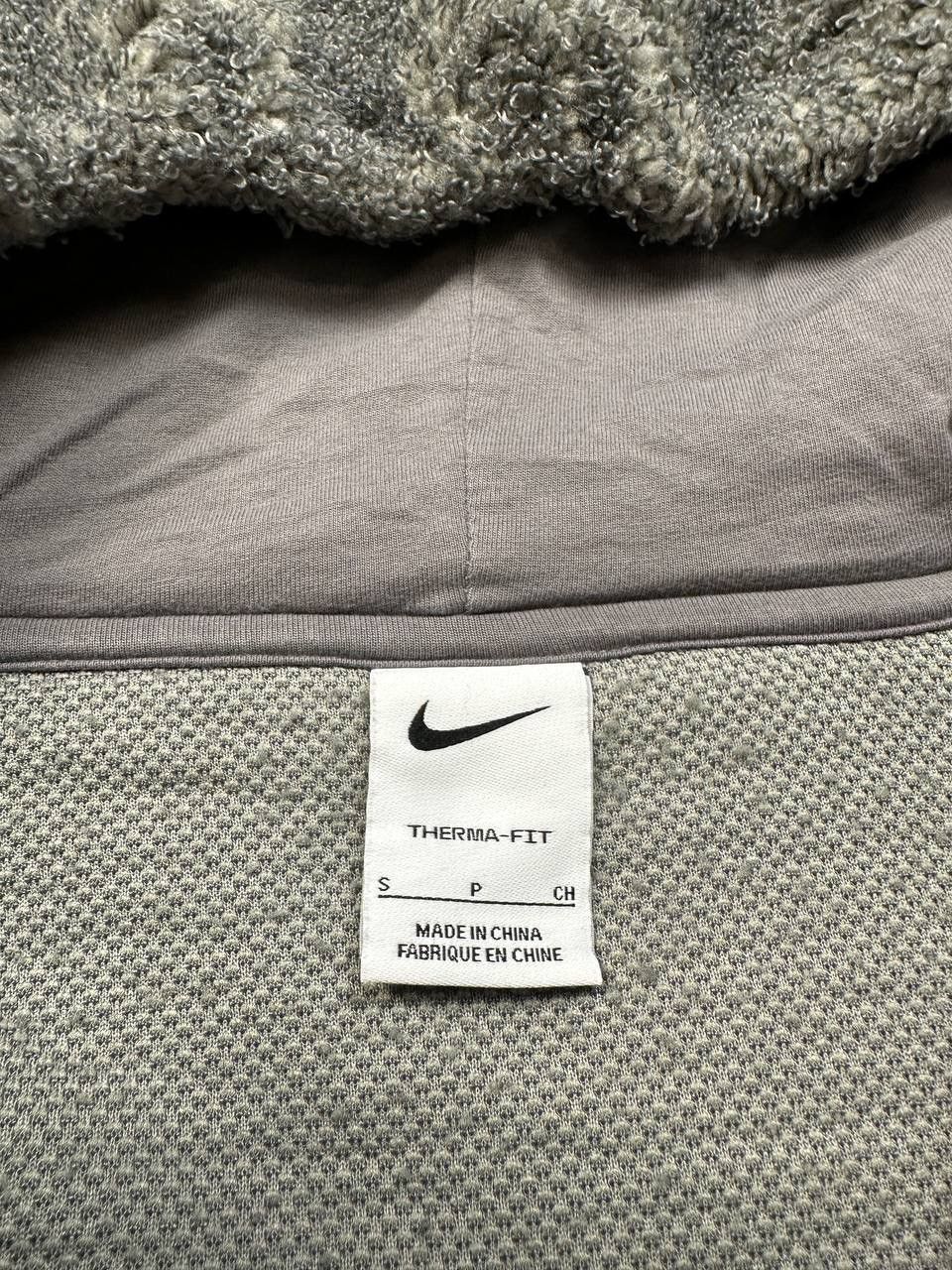 Nike Vintage Nike Women’s Fleece Sweatshirt, Size S – Cozy & Spor Size S / US 4 / IT 40 - 5 Thumbnail