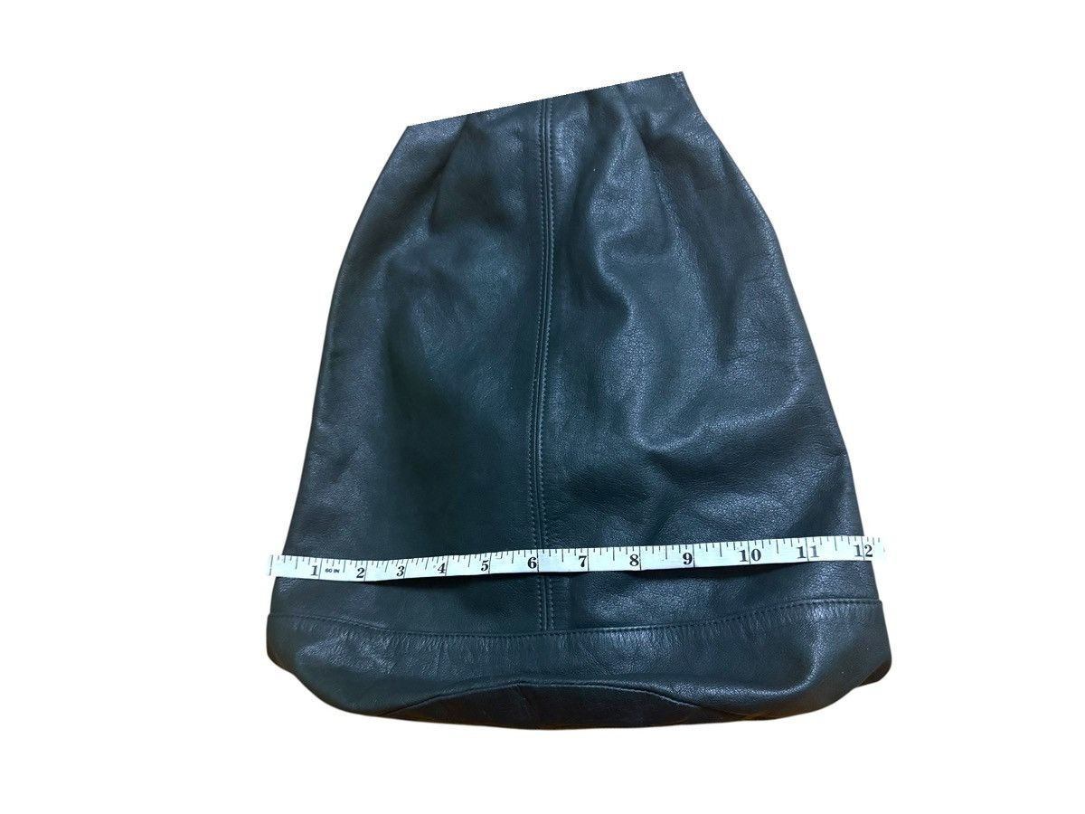 Katharine Hamnett London VINTAGE KATHARINE HAMNETT LONDON Logo Leather Sling Bag Size ONE SIZE - 9 Thumbnail