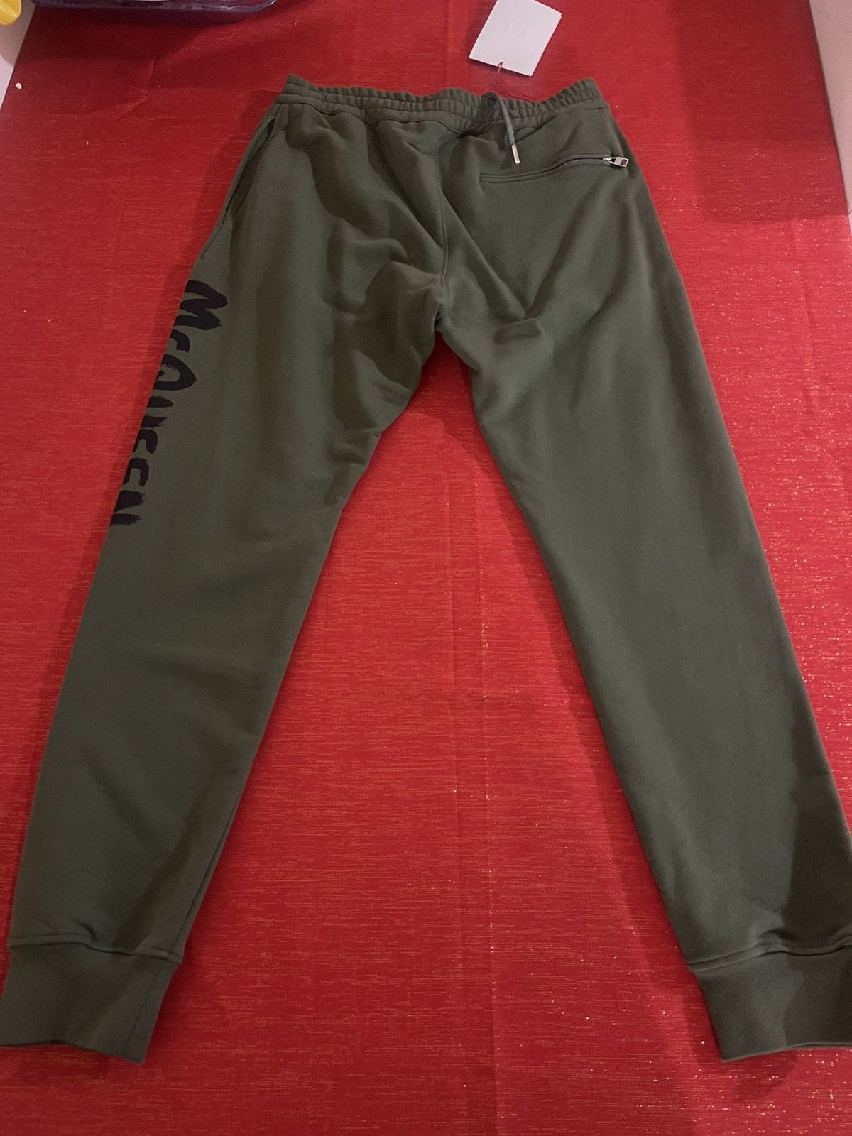 Alexander McQueen Alexander McQueen Graffiti Logo Jogger Pant Sz M Size US 32 / EU 48 - 11 Thumbnail