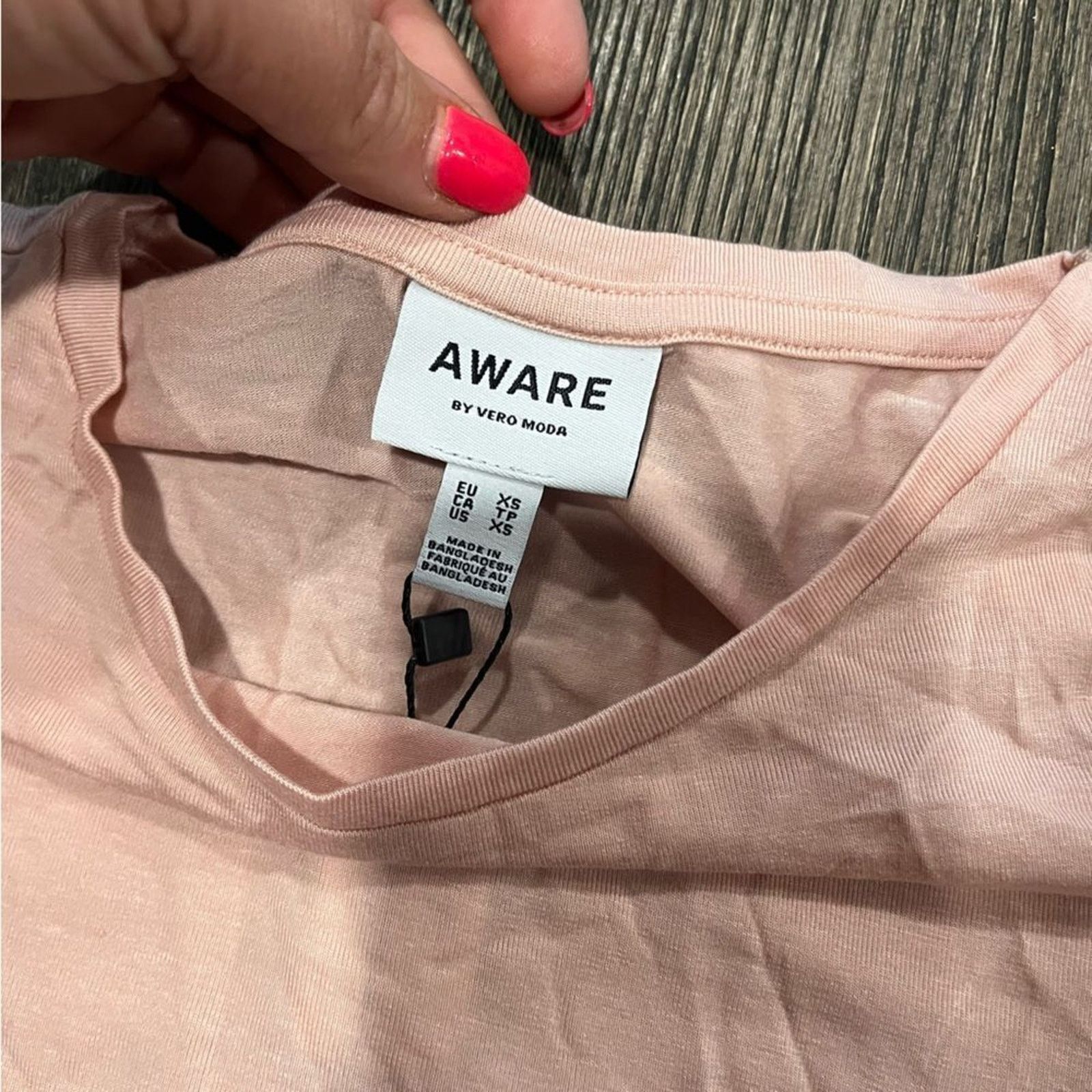 Vintage NWT Aware Vero Moda T-Shirt Tencel Rose Dust Size XS Size XS / US 0-2 / IT 36-38 - 2 Thumbnail