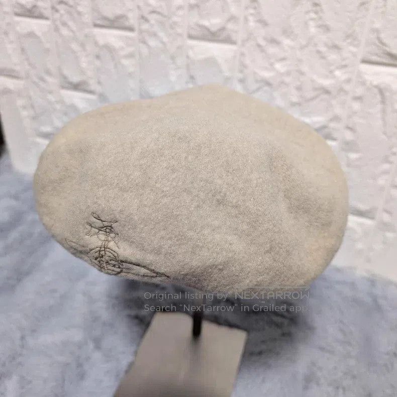 Vivienne Westwood Vivienne Westwood Saturn Embroidered Wool White Beret Size ONE SIZE - 3 Thumbnail