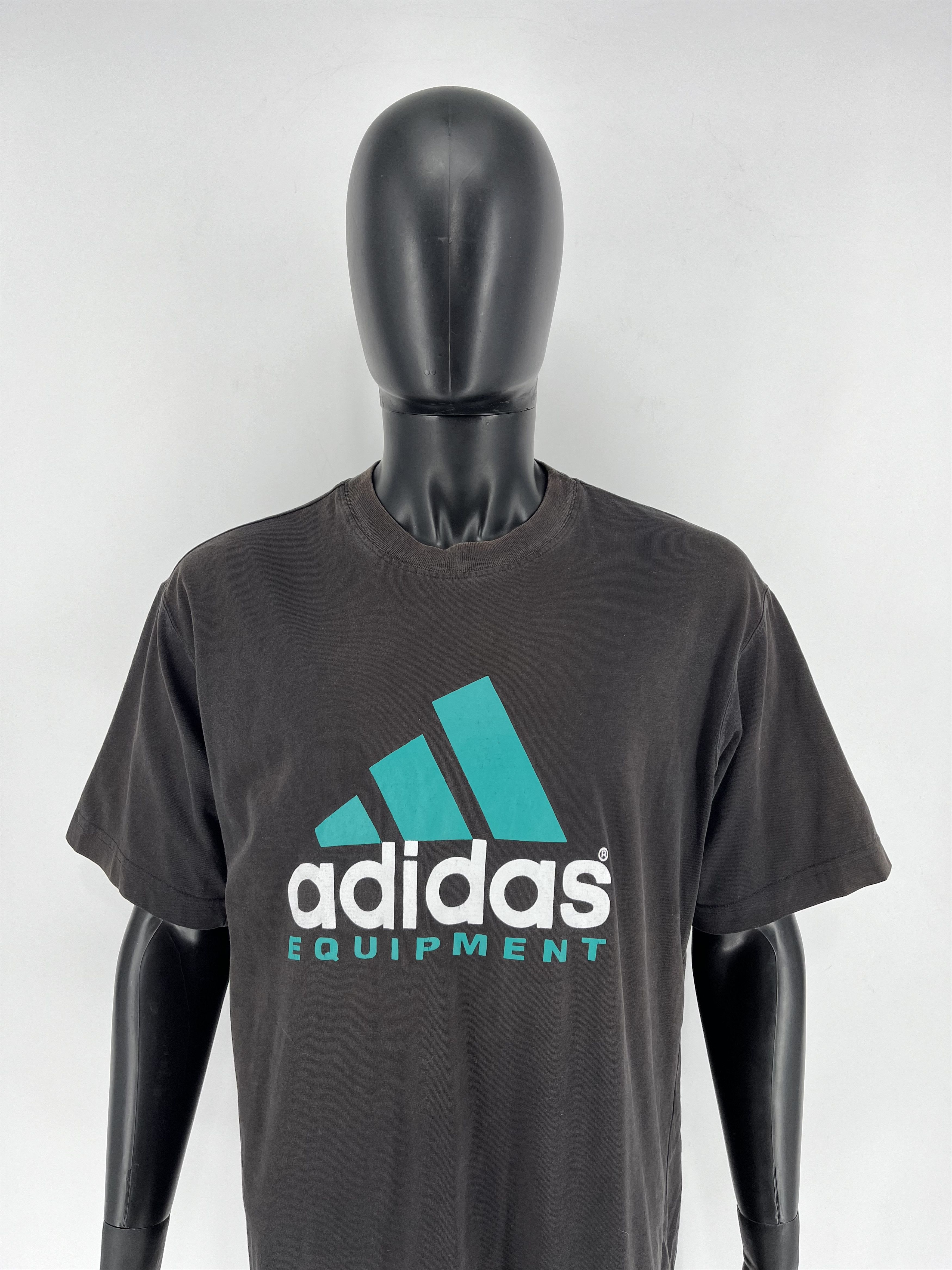 Adidas Adidas Equipment Vintage 90s Faded Sun Spell Out Tshirt Y2K Size US L / EU 52-54 / 3 - 1 Thumbnail