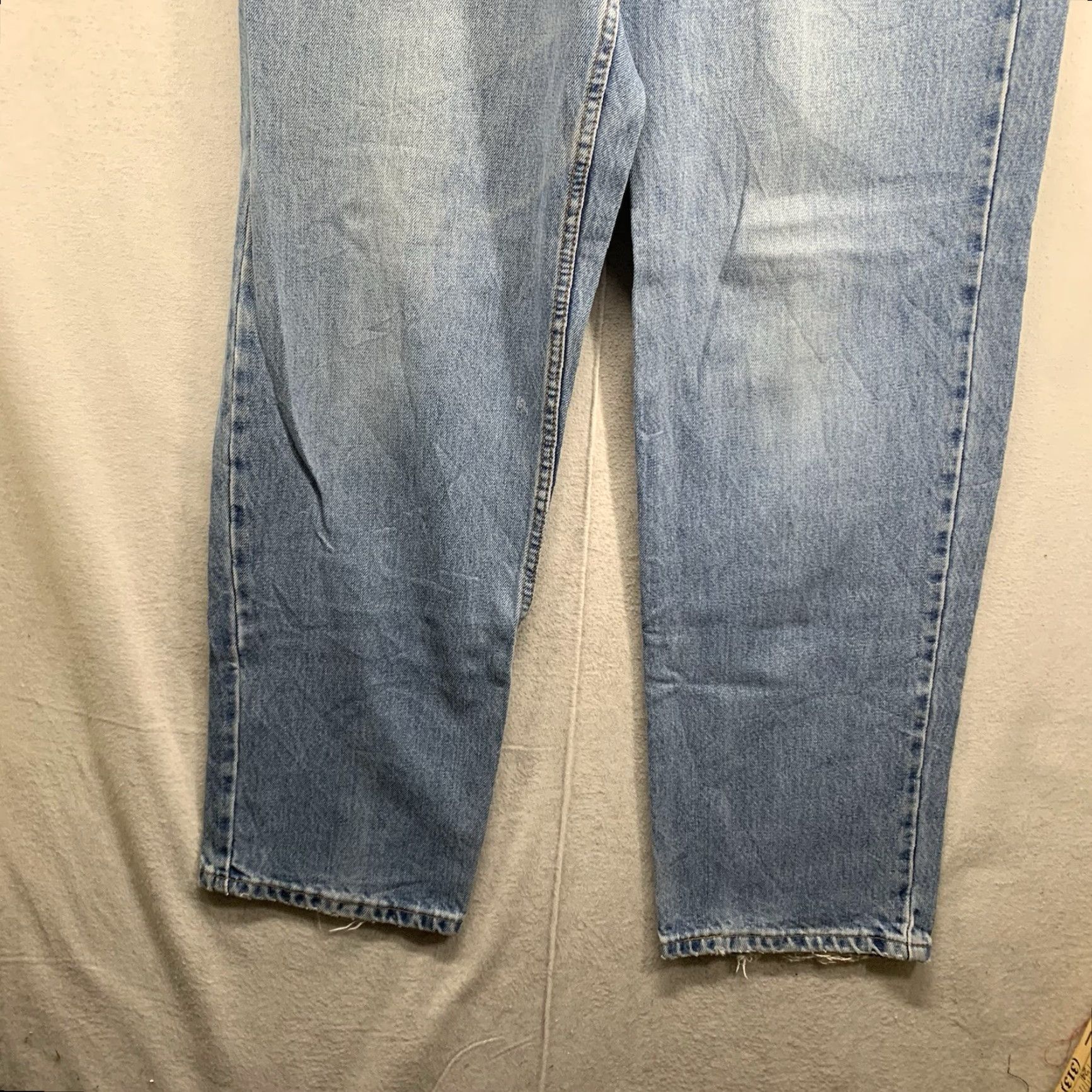 Levi's VINTAGE Levi's 550 Jeans Men’s 38x32 Relaxed Fit Tapered Blue Denim 90s Americana Size US 38 / EU 54 - 4 Thumbnail