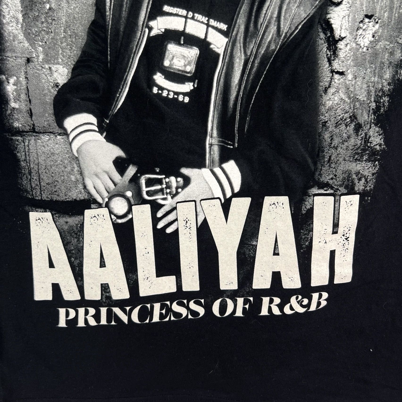 Gildan VINTAGE Aaliyah Princess of R&B T-shirt Women SZ S Black Size S / US 4 / IT 40 - 3 Thumbnail