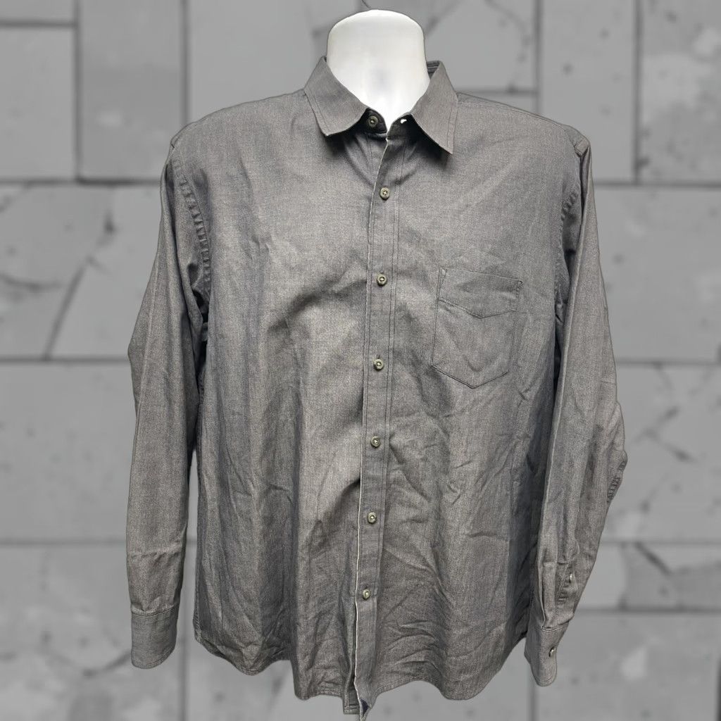 UNTUCKit UNTUCKit Button-Up Shirt Long Sleeve 100% Cotton Mens XL Gray(Button-Down) Size US XL / EU 56 / 4 - 1 Thumbnail