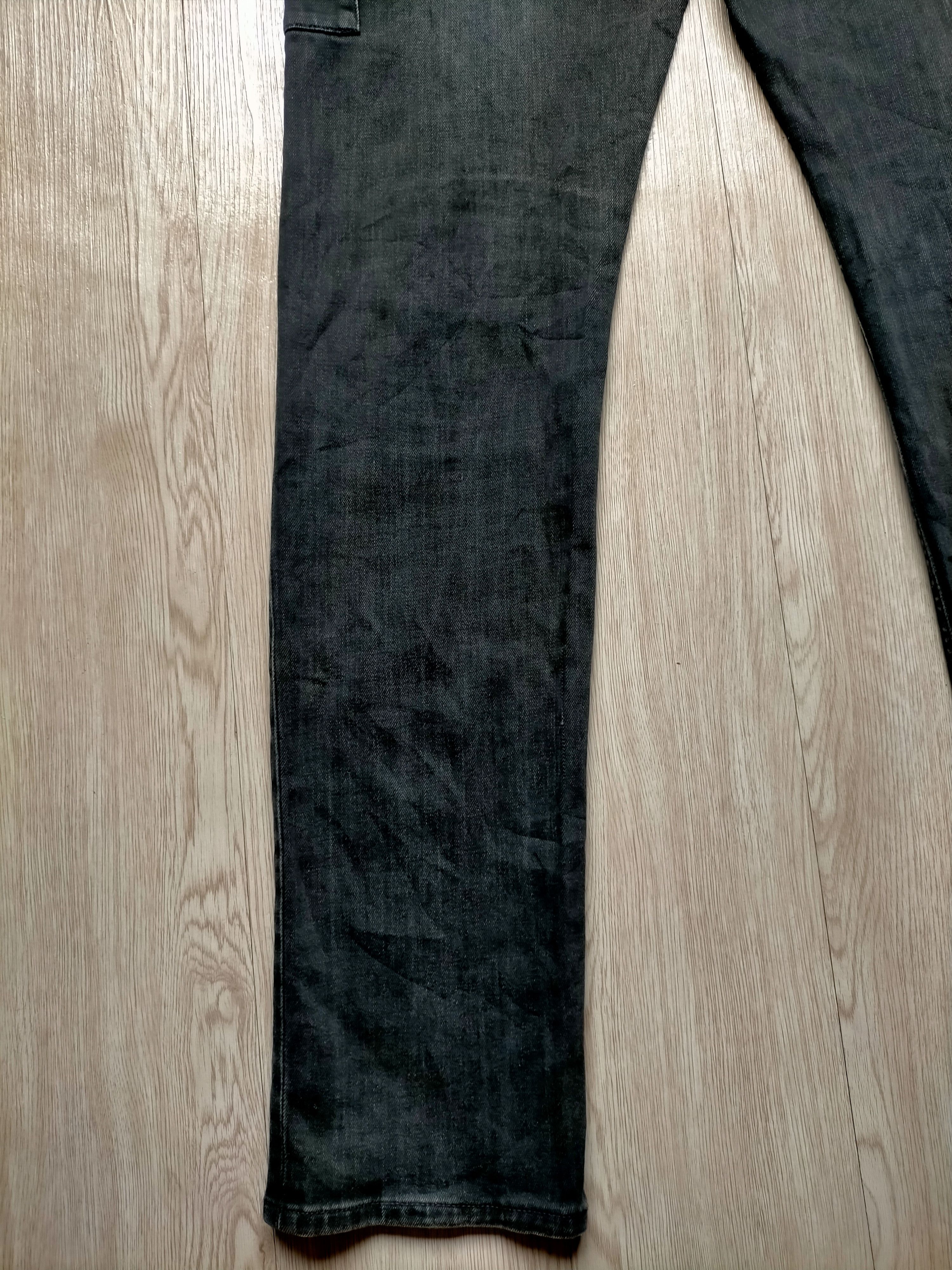 Undercover Undercover Uniqlo Black Skinny Jeans Size US 33 - 18 Thumbnail