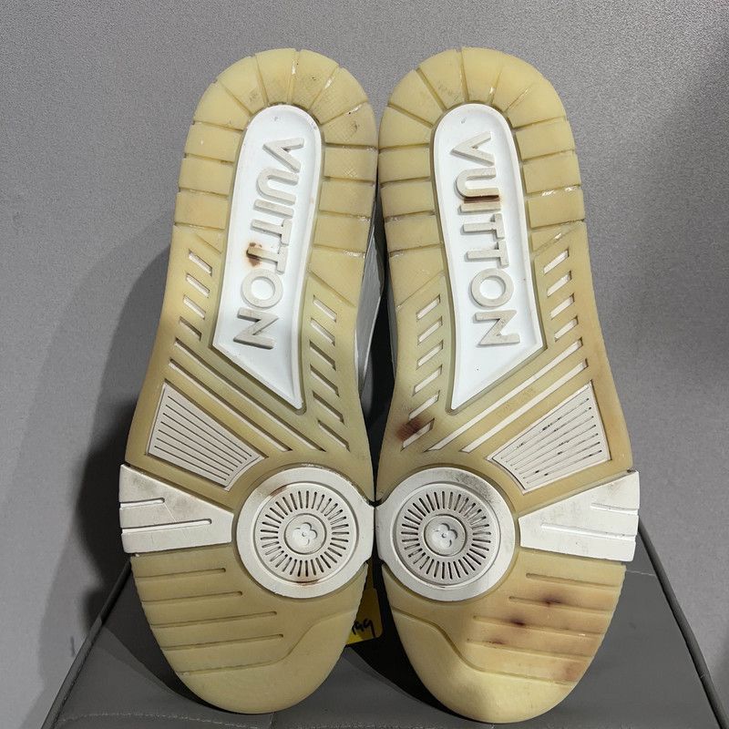Louis Vuitton Louis Vuitton Trainer Sneakers in White Leather - Size US 8 / EU 41 - 4 Thumbnail