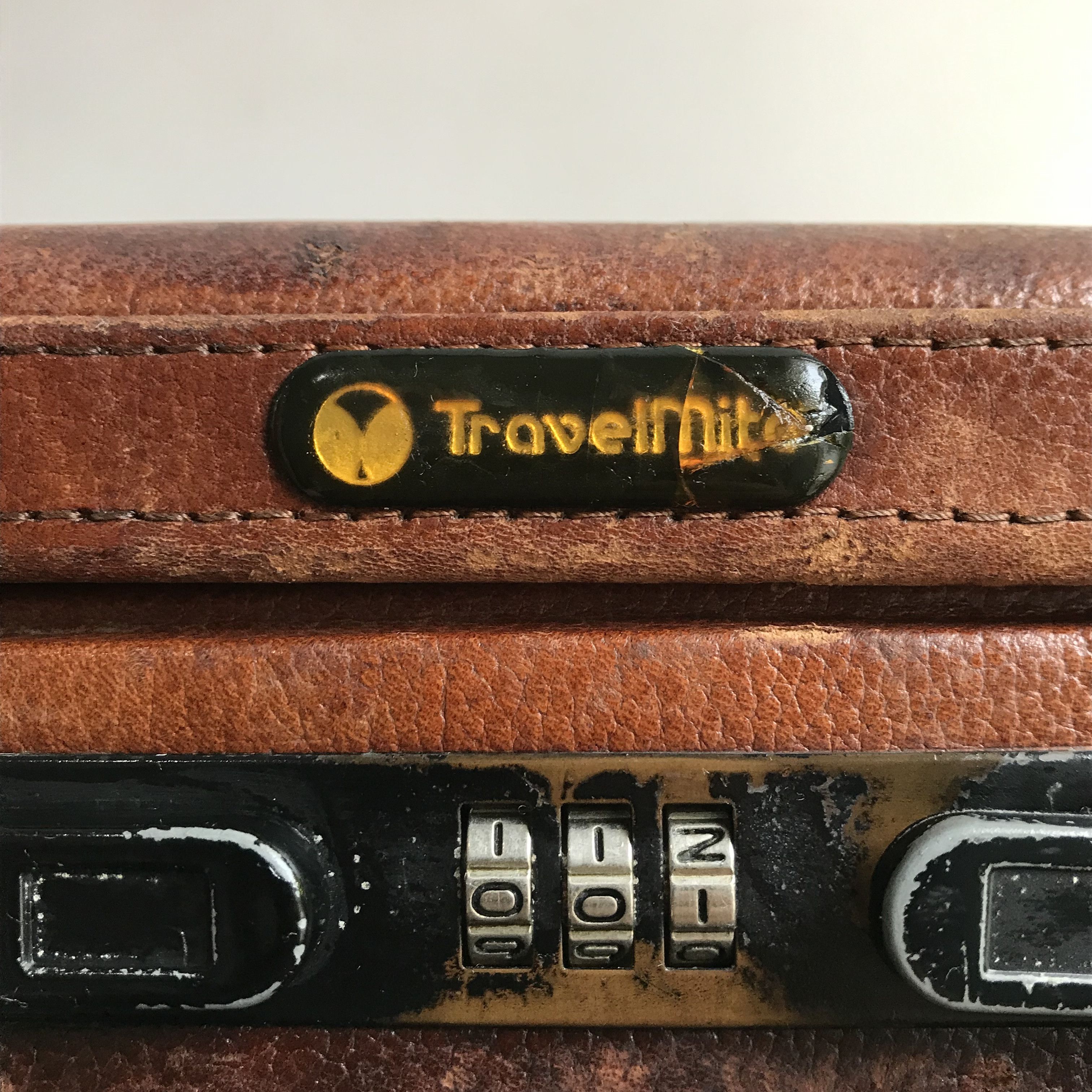 Away Travel Vintage Leather Suitcase TravelMite brown leather suitcase Size ONE SIZE - 7 Thumbnail