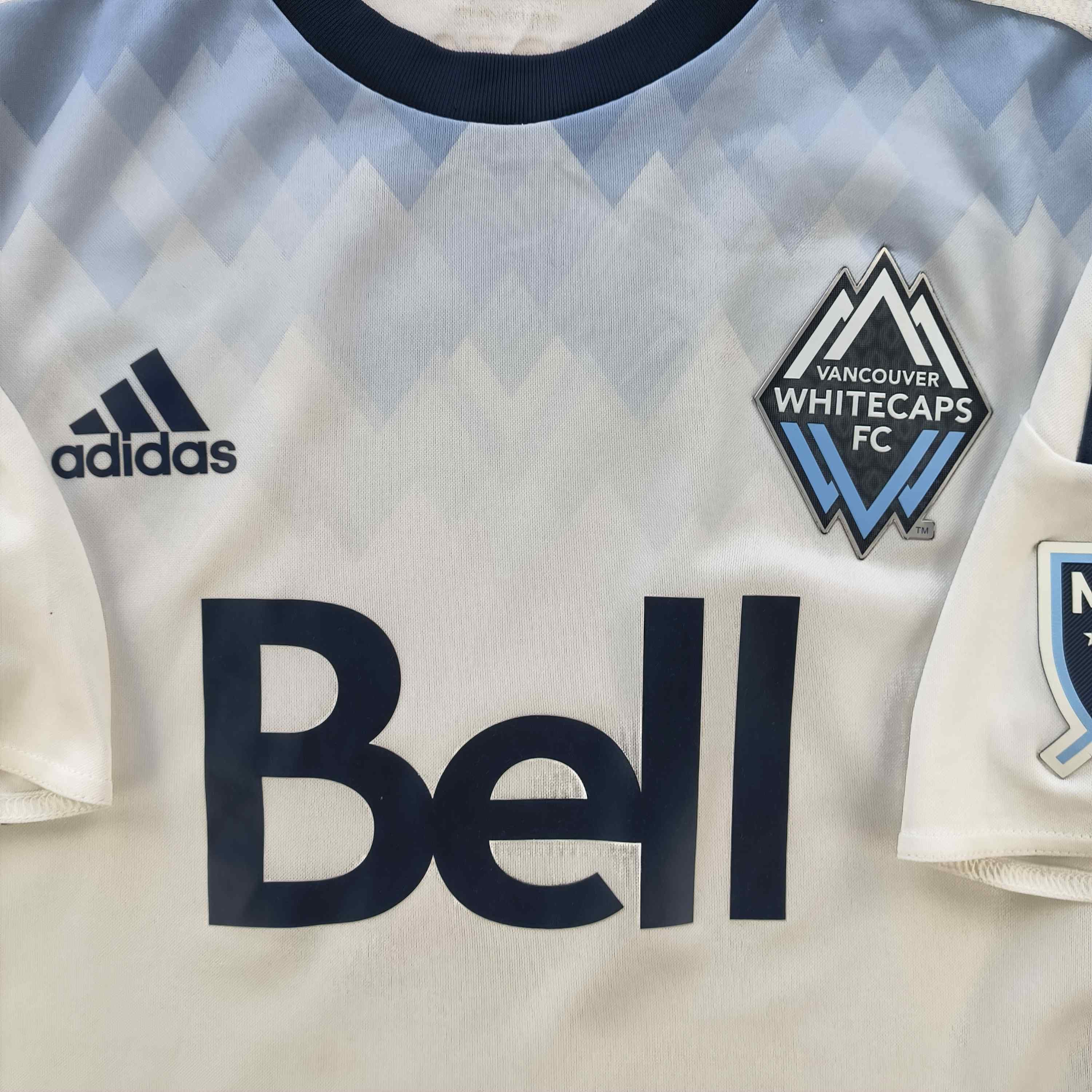 Adidas Vancouver Whitecaps 2015-16 Adidas home football jersey sz L Size US L / EU 52-54 / 3 - 3 Thumbnail